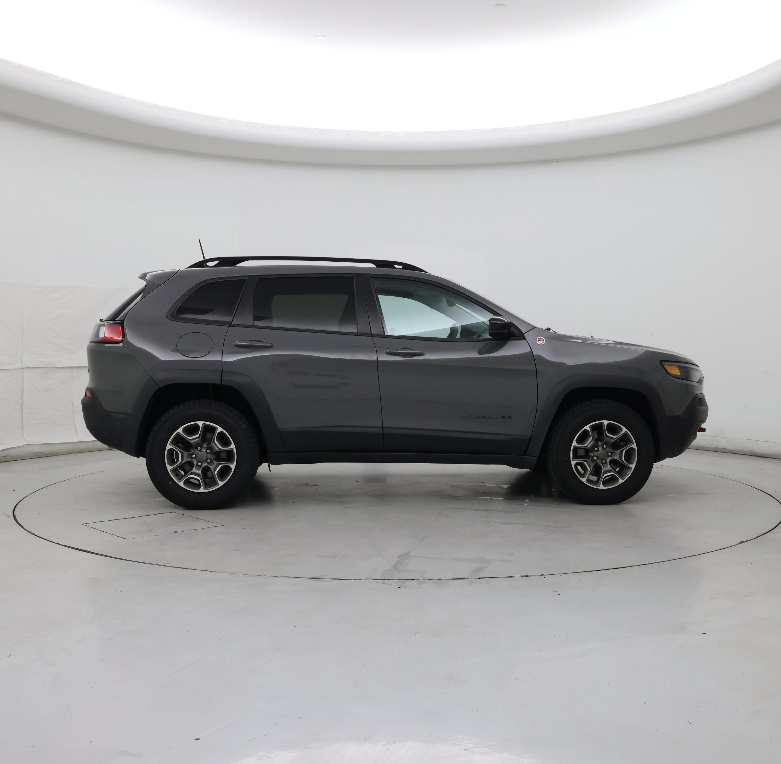 Thumbnail: 2022 Jeep Cherokee - 7