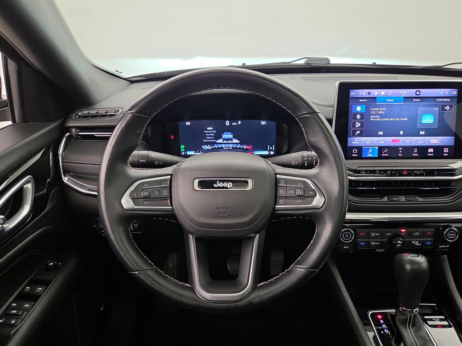Thumbnail: 2022 Jeep Compass - 10