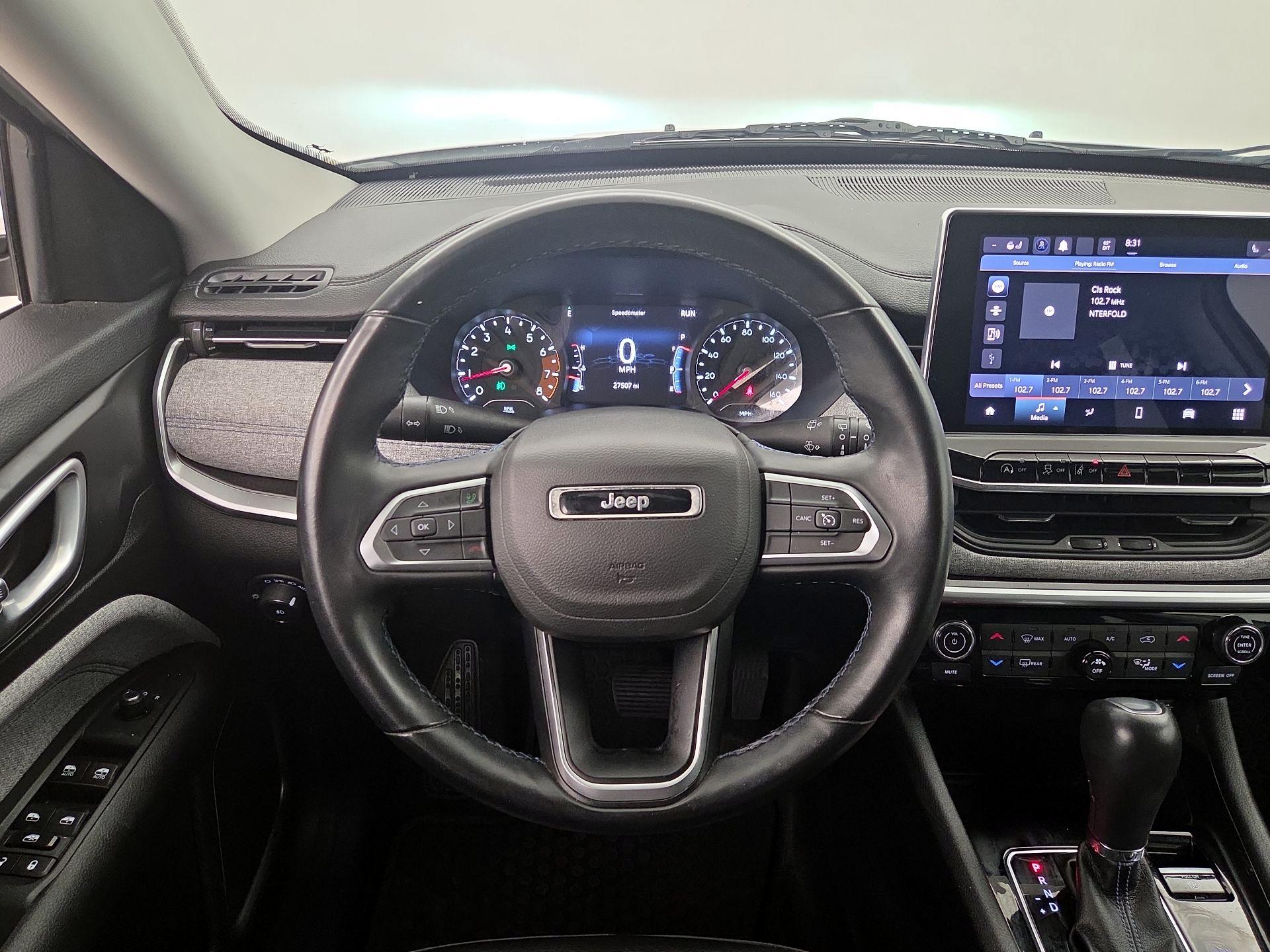 Thumbnail: 2022 Jeep Compass - 10