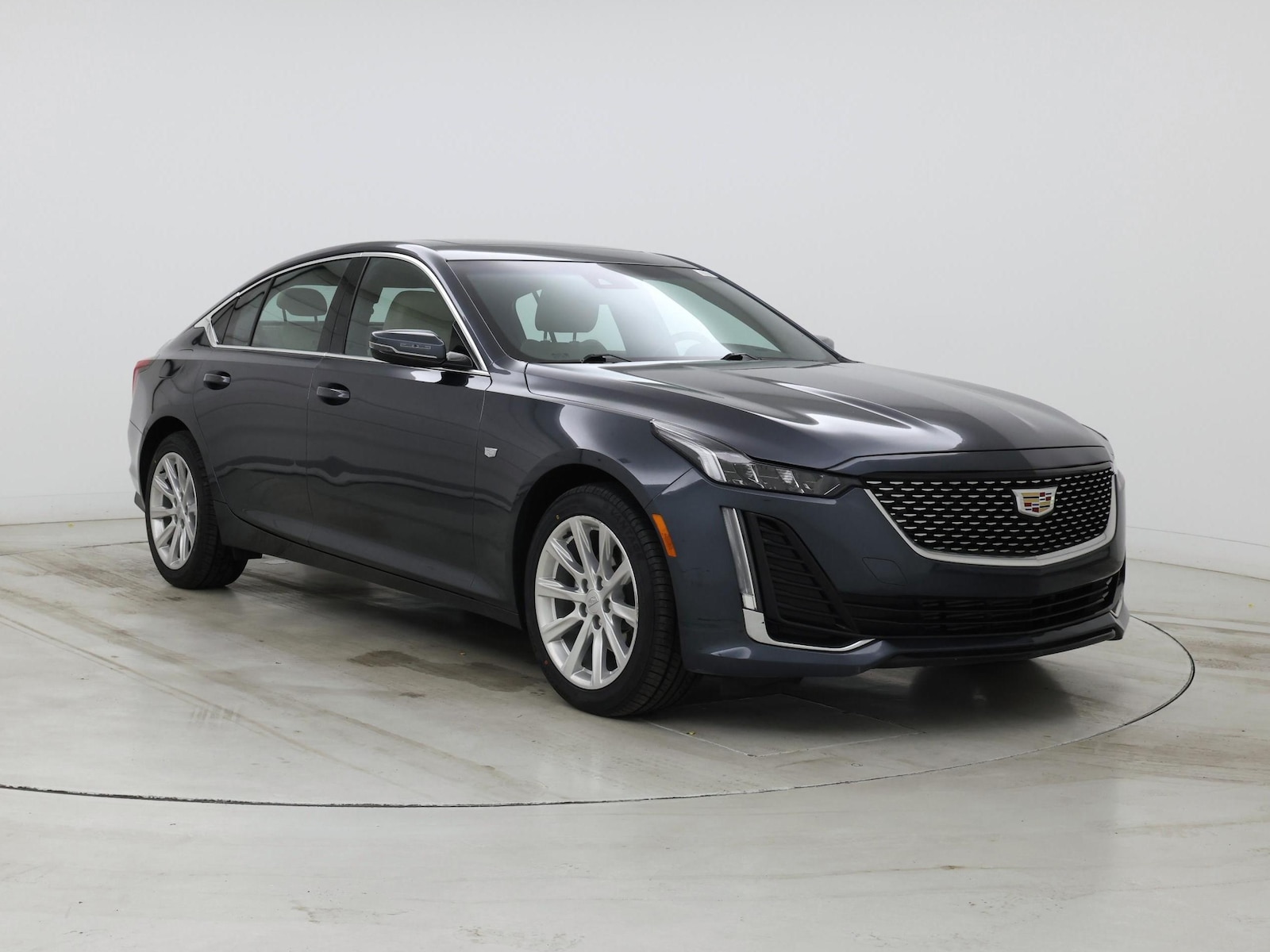 2022 Cadillac CT5 Luxury - Photo 2