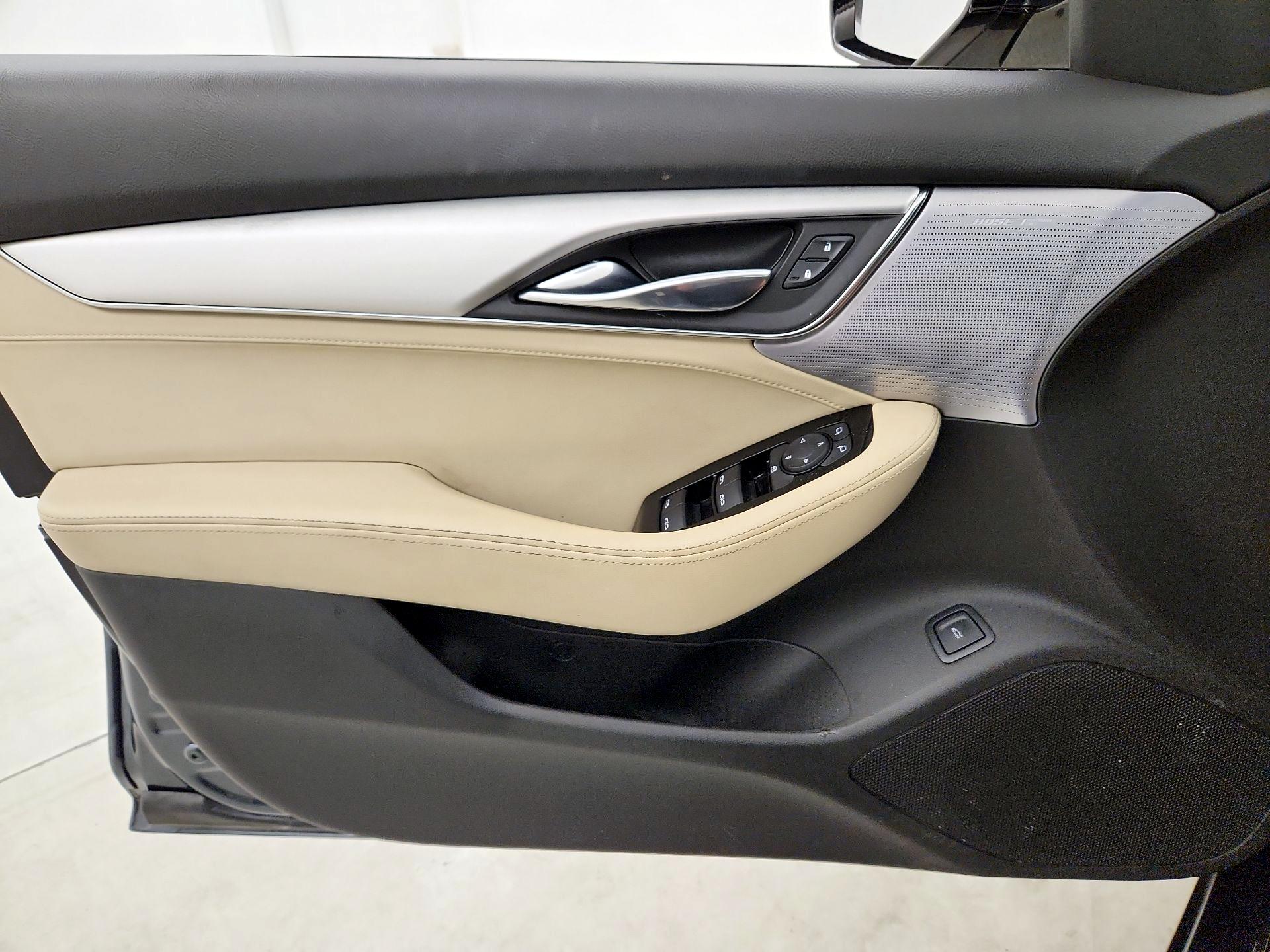 Thumbnail: 2022 Cadillac CT5 - 12