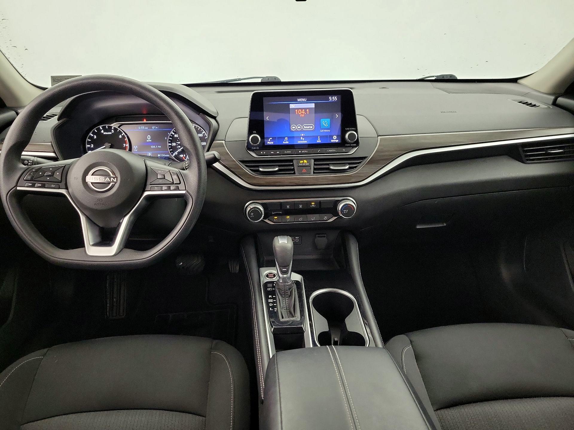 Thumbnail: 2023 Nissan Altima - 9