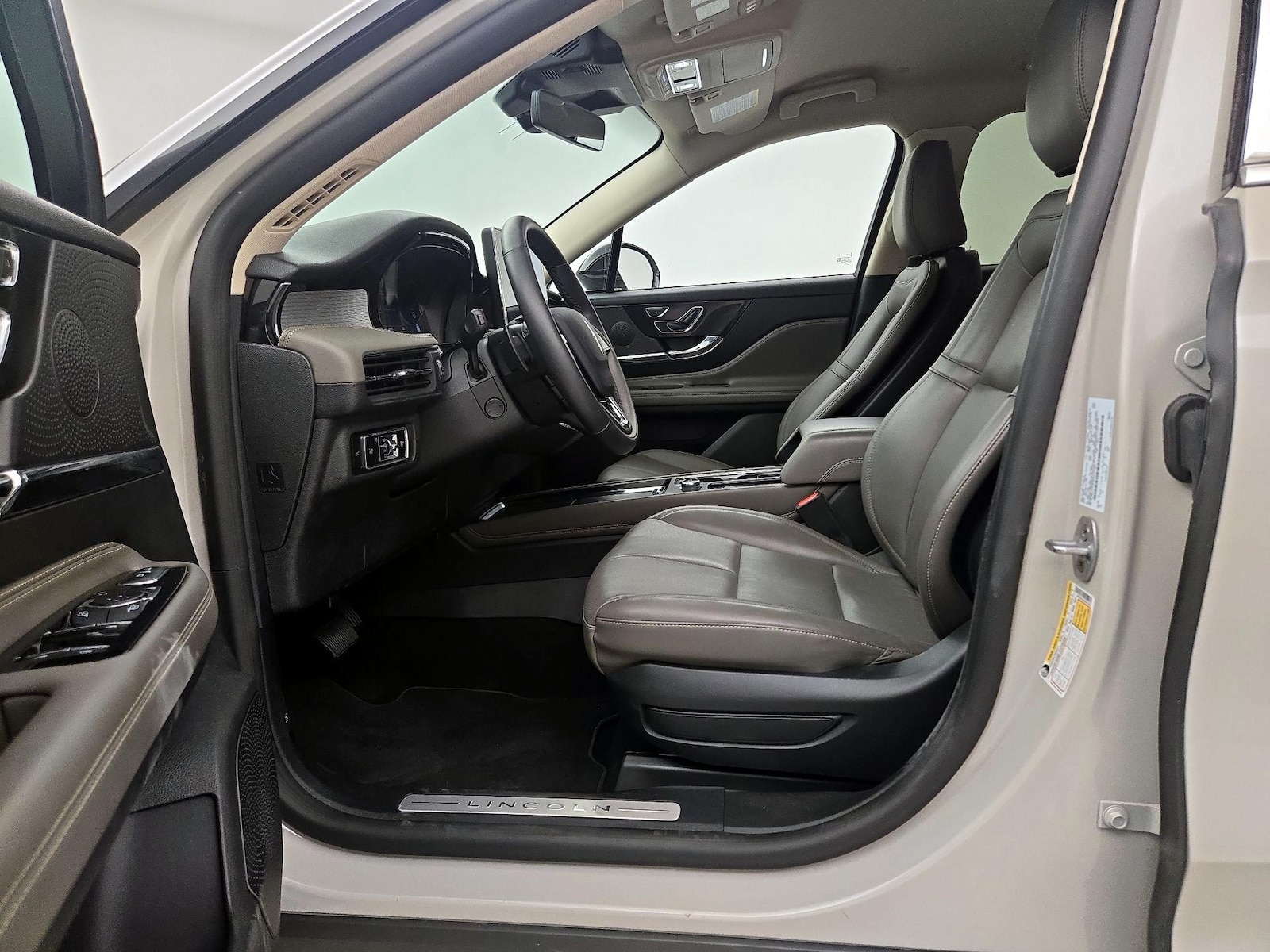 2024 Lincoln Corsair Premiere - Photo 12