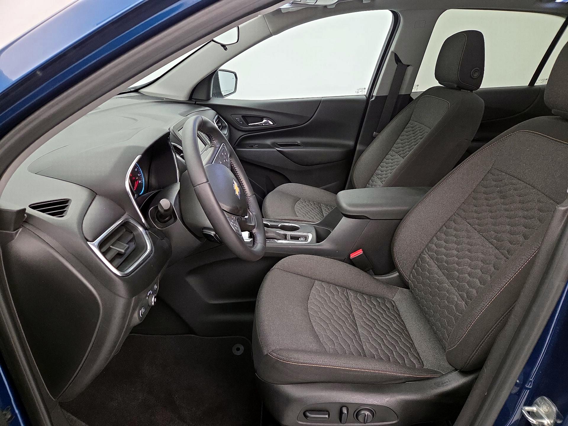 Thumbnail: 2021 Chevrolet Equinox - 11