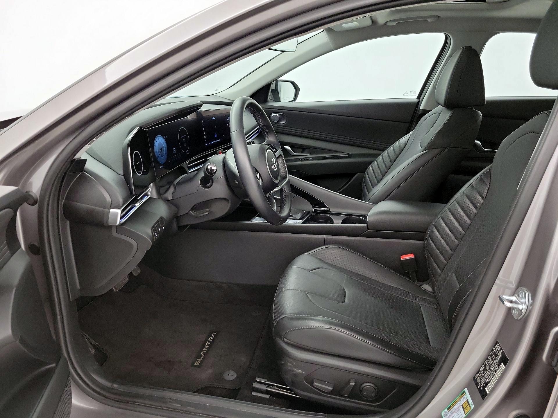 Thumbnail: 2023 Hyundai Elantra - 11