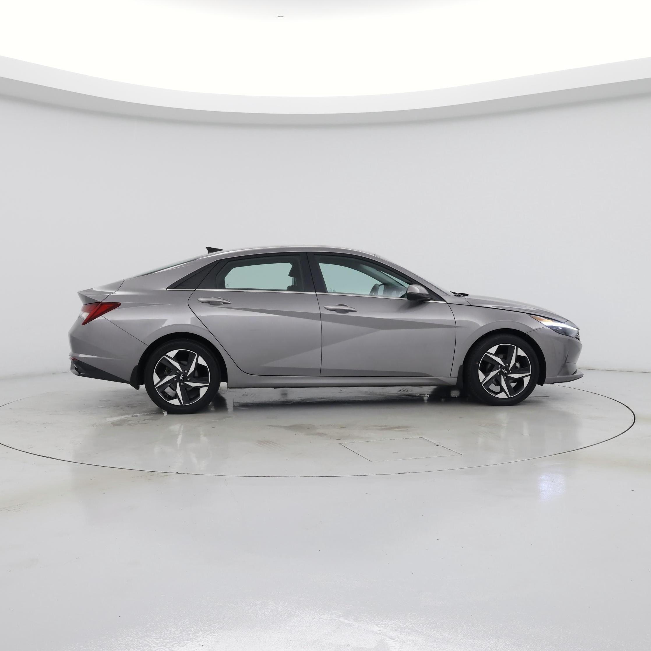 Thumbnail: 2023 Hyundai Elantra - 7