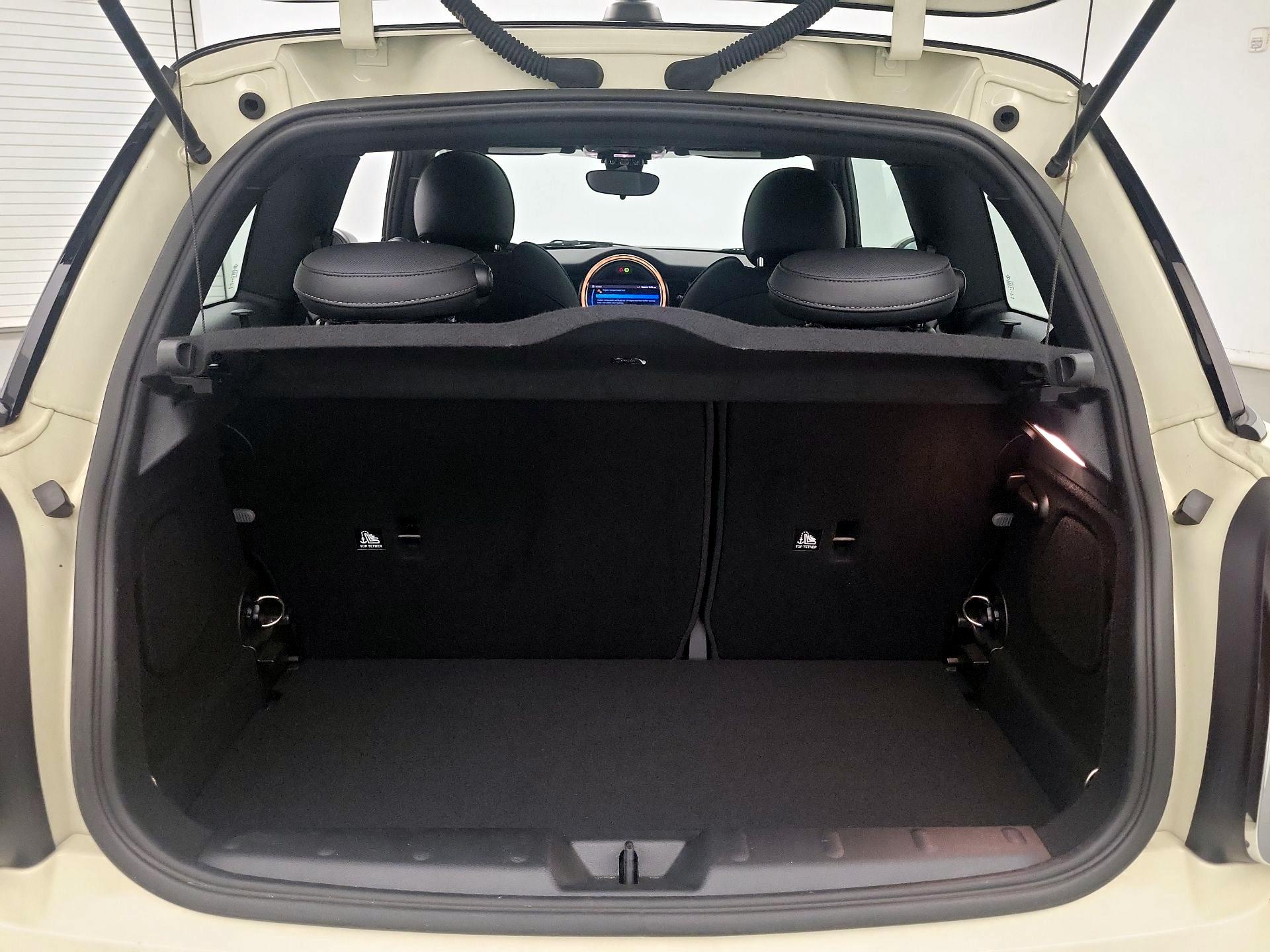 Thumbnail: 2020 MINI Cooper Hardtop - 19