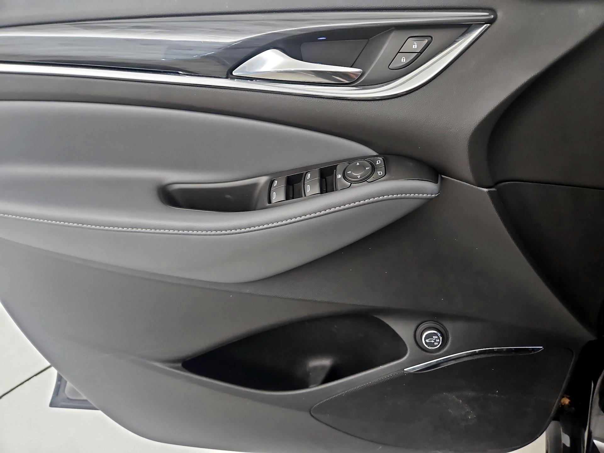 Thumbnail: 2023 Buick Enclave - 12