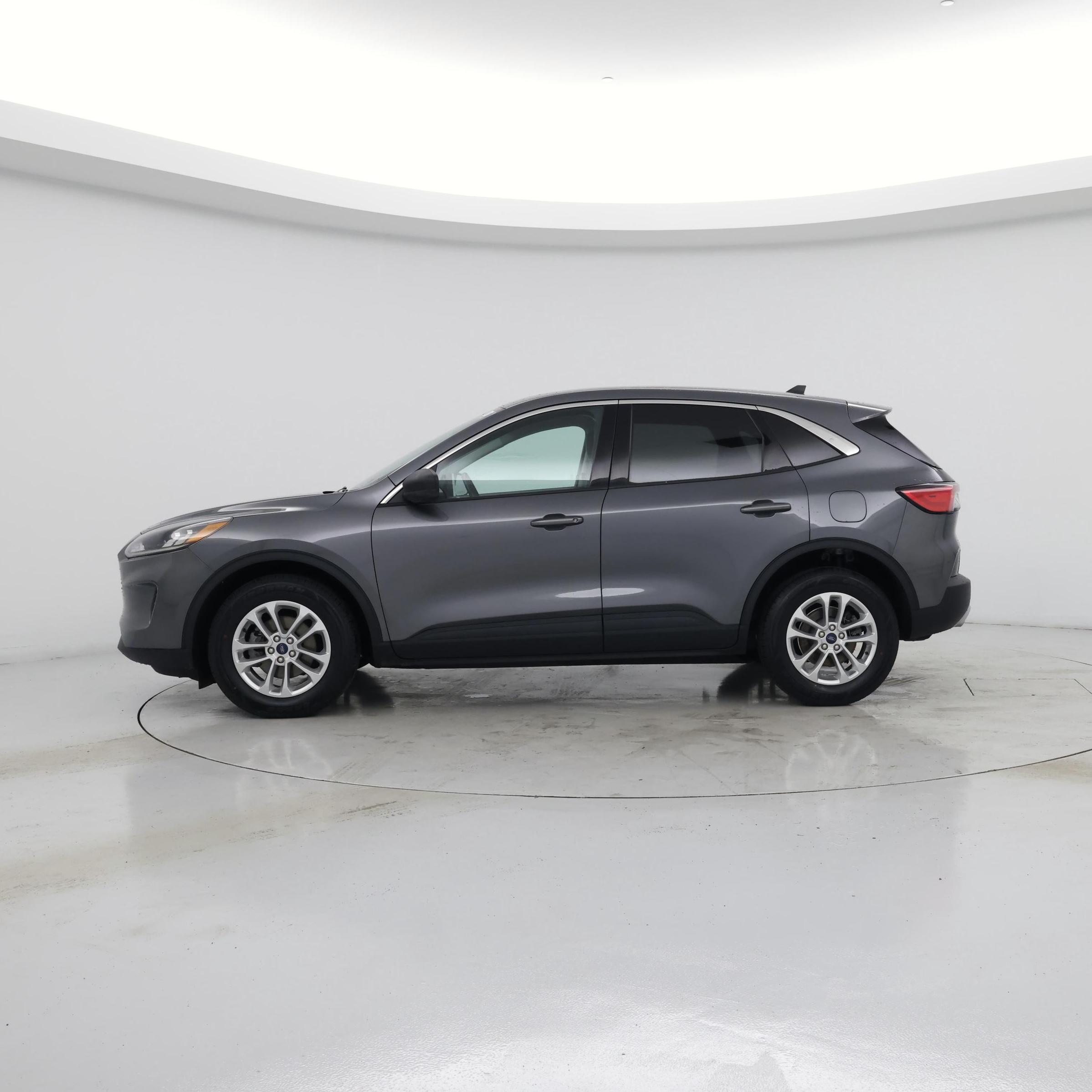 Thumbnail: 2022 Ford Escape - 3