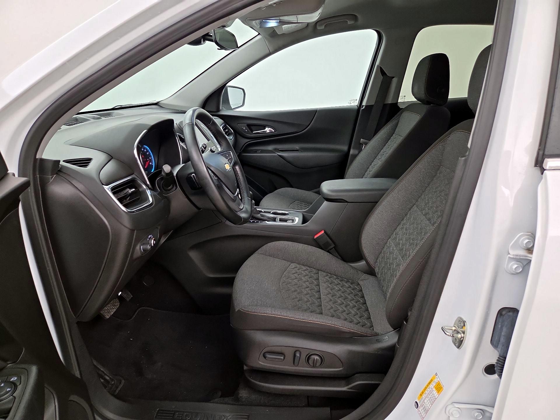 Thumbnail: 2023 Chevrolet Equinox - 11