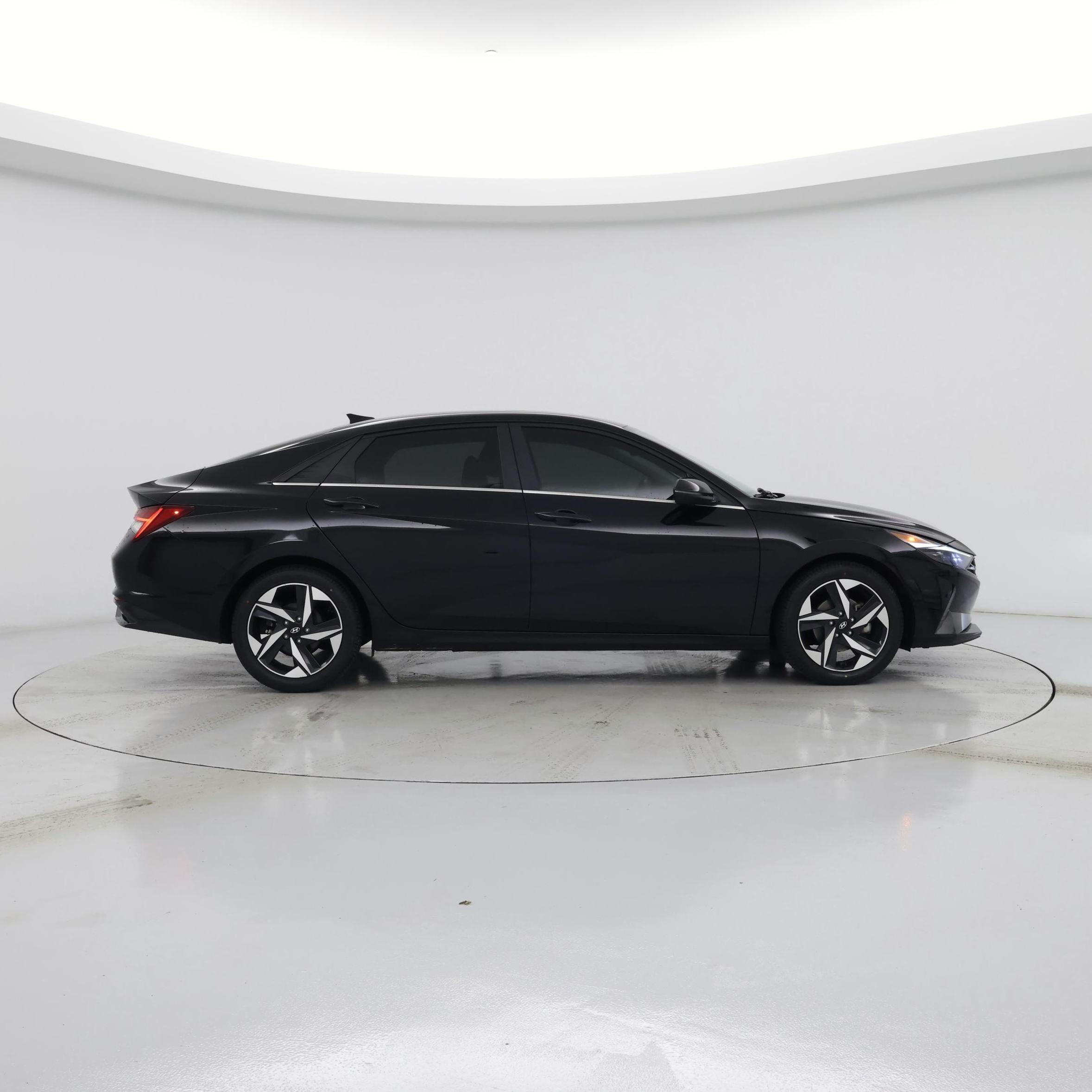 Thumbnail: 2023 Hyundai Elantra - 7
