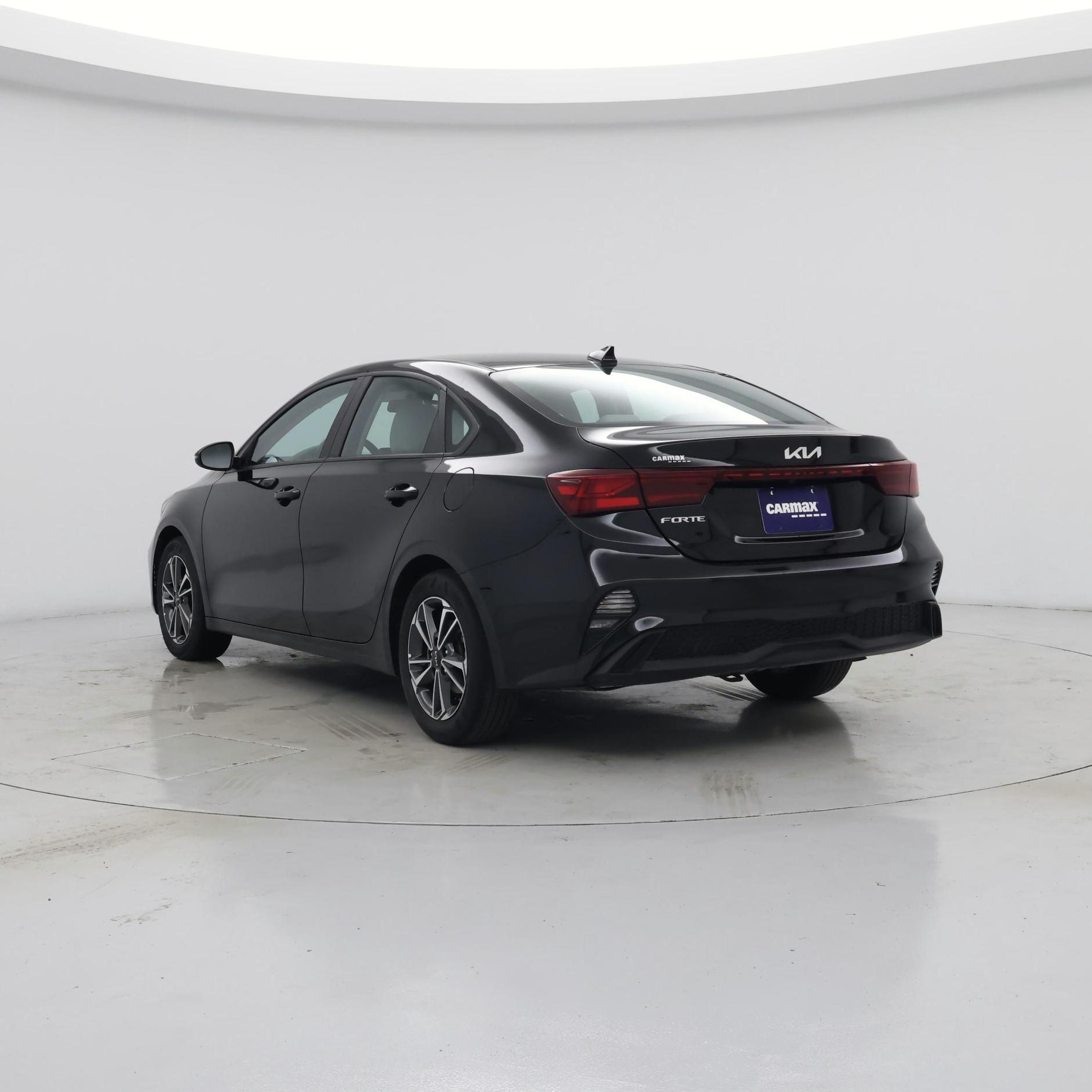 Thumbnail: 2023 Kia Forte - 2