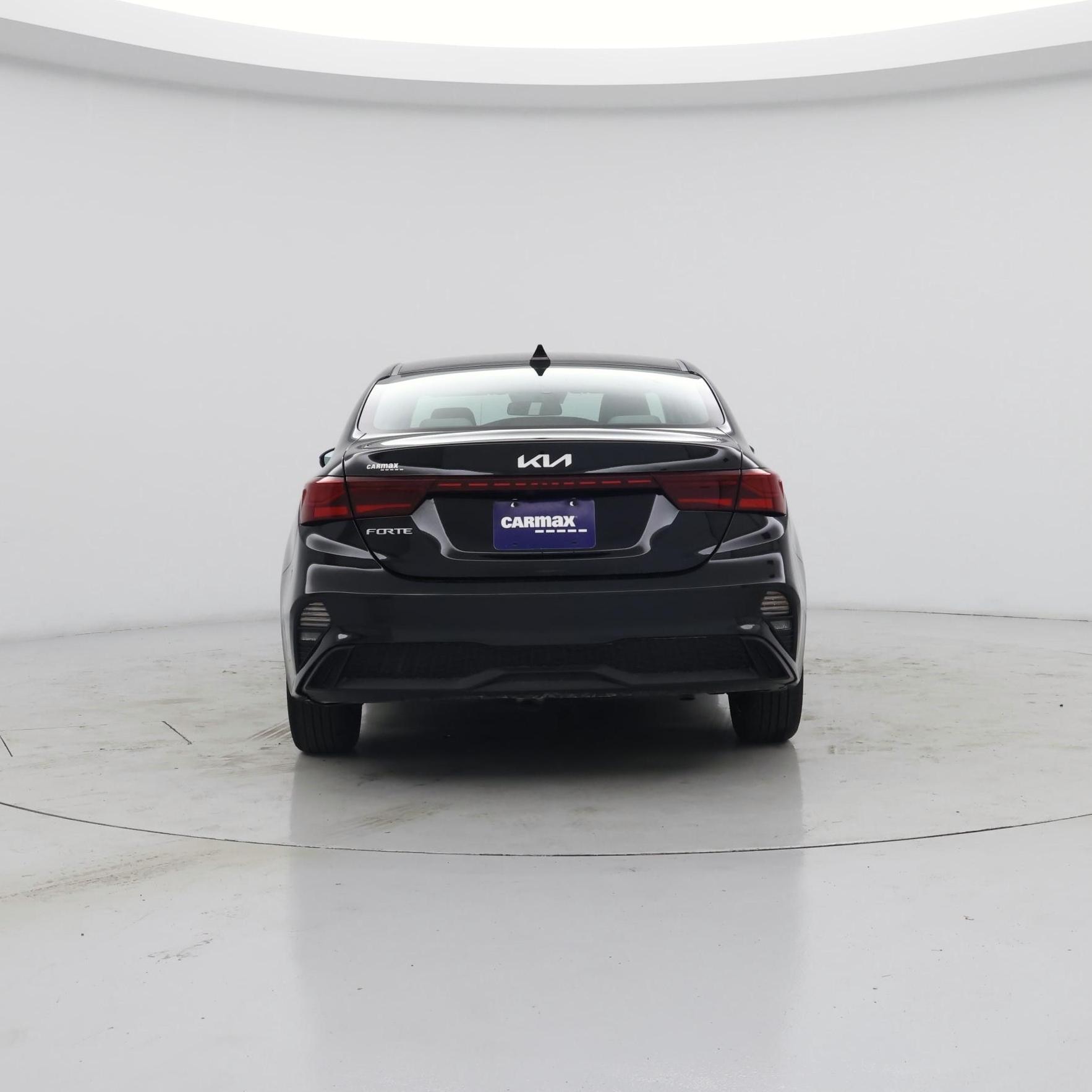 Thumbnail: 2023 Kia Forte - 6