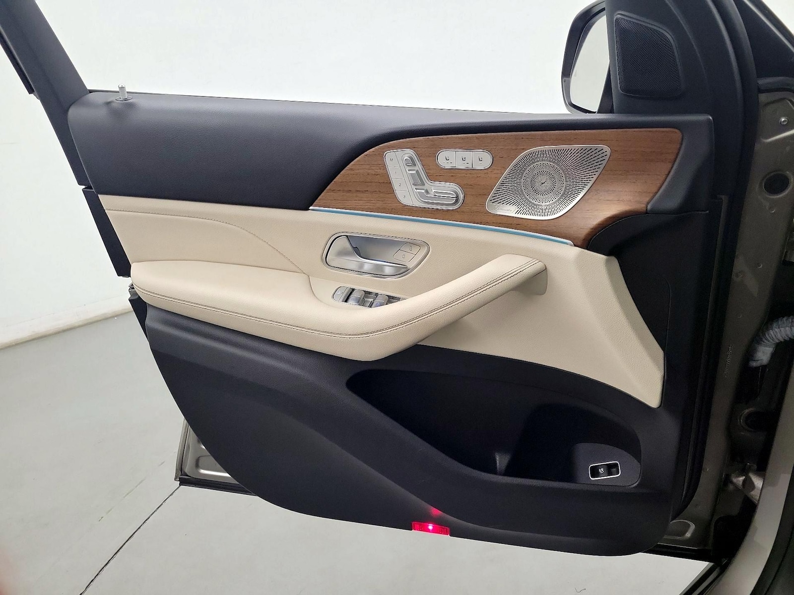 2023 Mercedes-Benz GLS GLS450 - Photo 11
