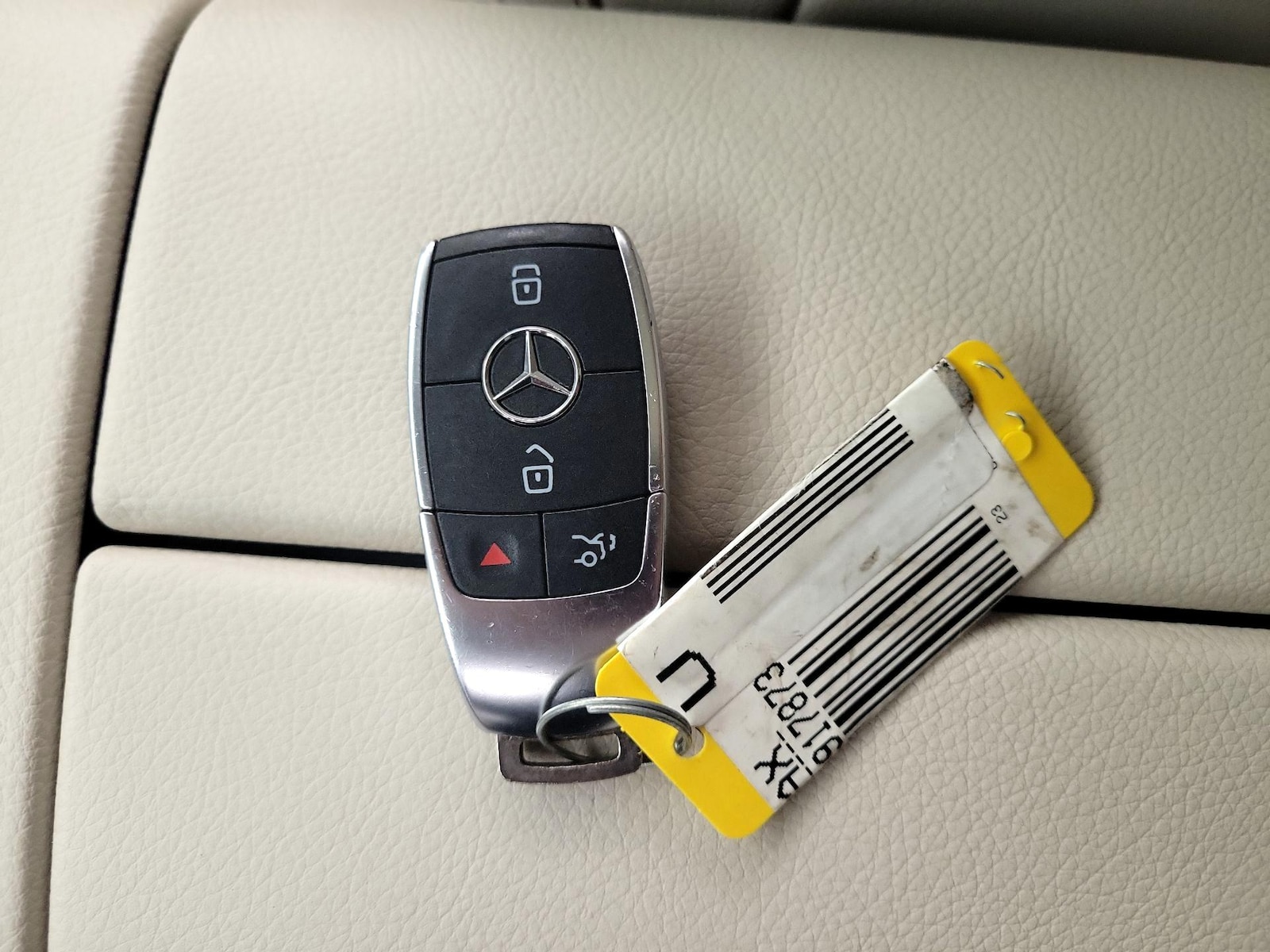 2023 Mercedes-Benz GLS GLS450 - Photo 25