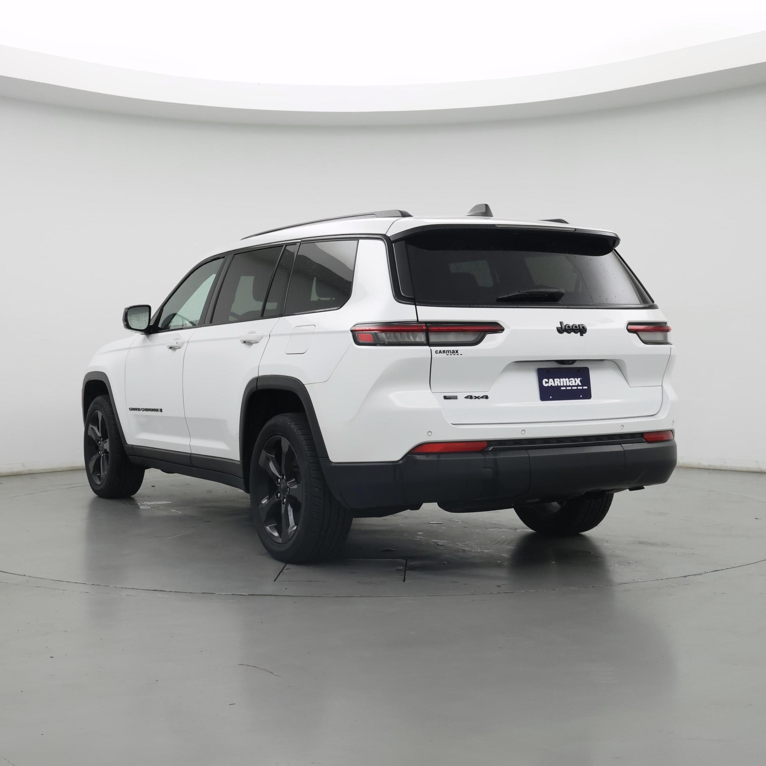Thumbnail: 2023 Jeep Grand Cherokee L - 2