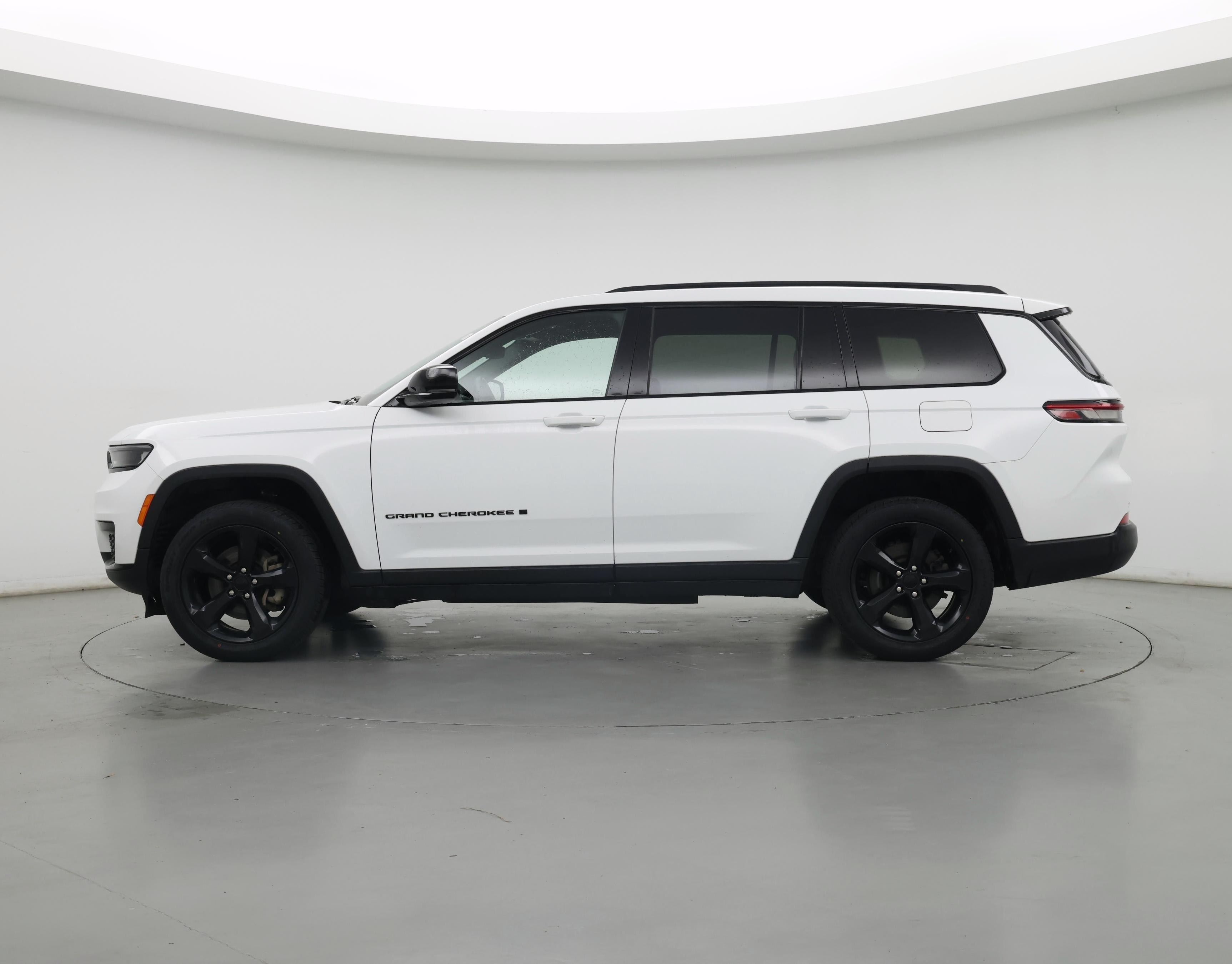 Thumbnail: 2023 Jeep Grand Cherokee L - 3