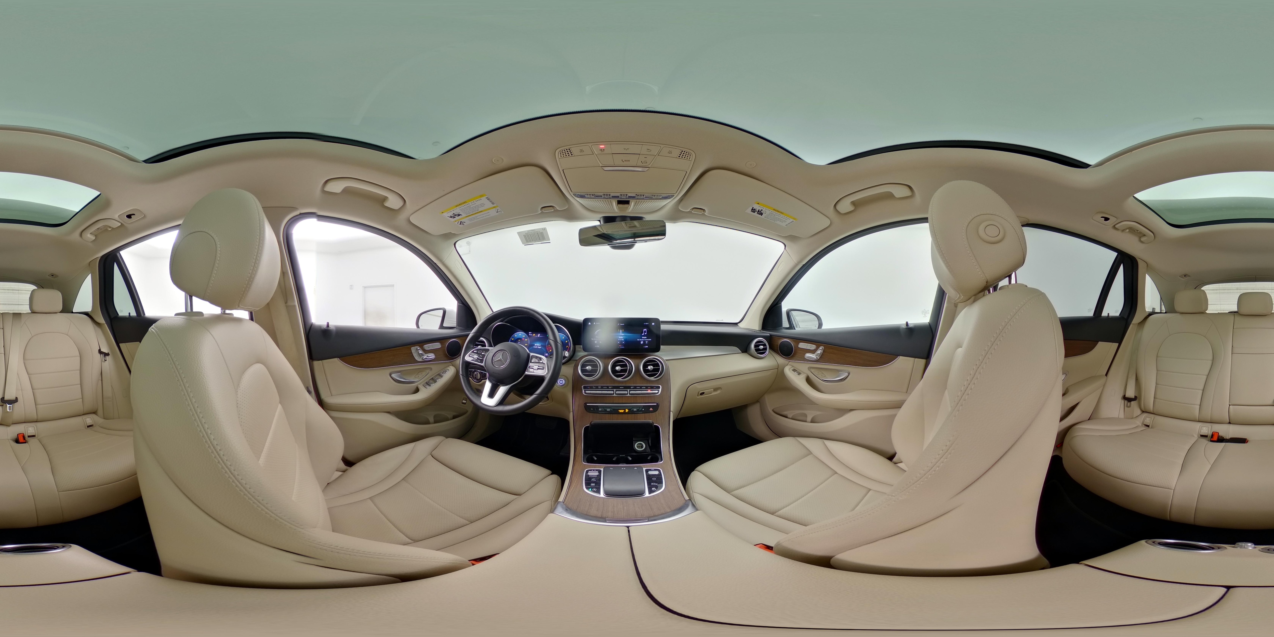 2021 Mercedes-Benz GLC GLC300 - Photo 25