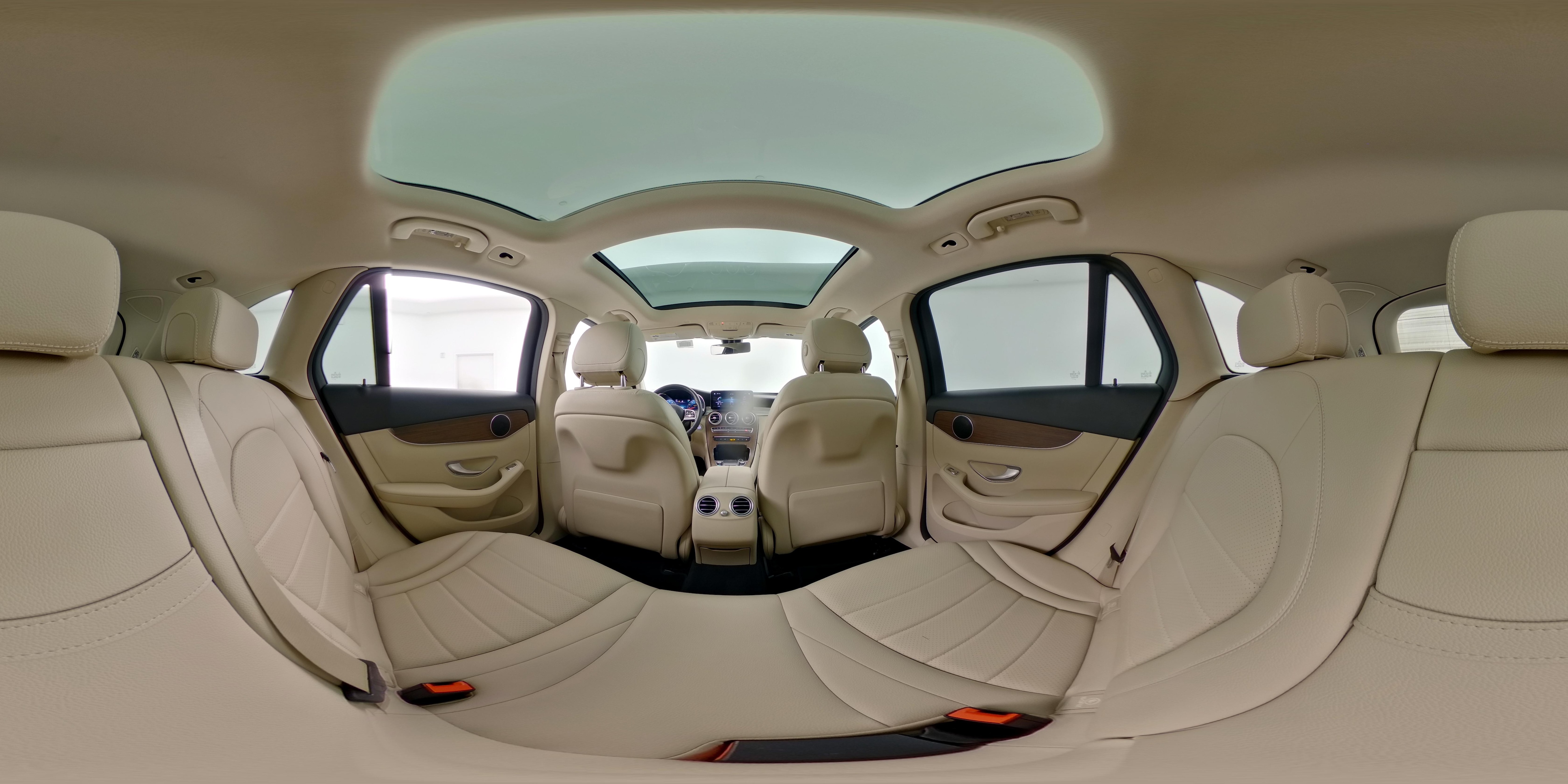 2021 Mercedes-Benz GLC GLC300 - Photo 26