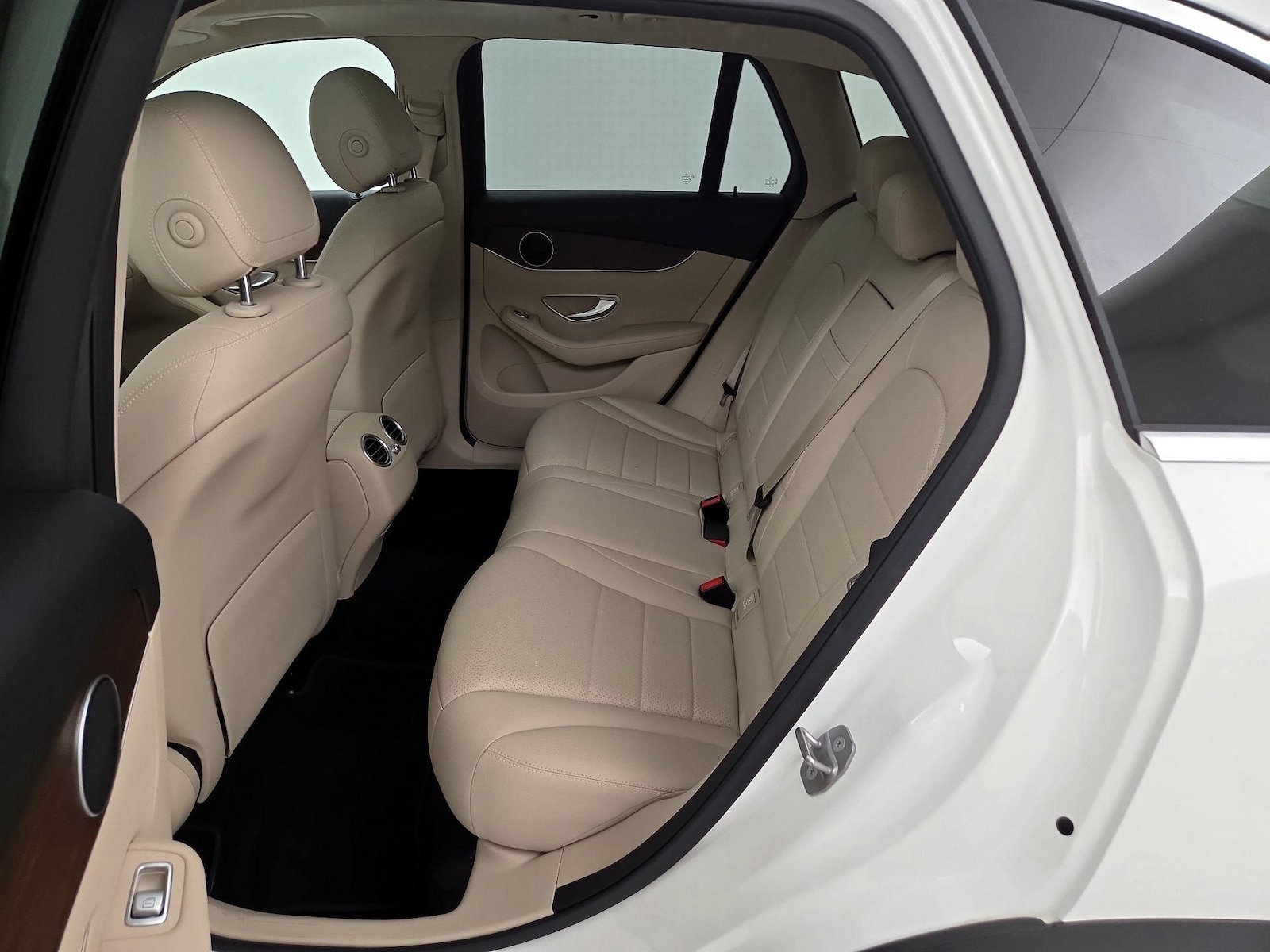 2021 Mercedes-Benz GLC GLC300 - Photo 21
