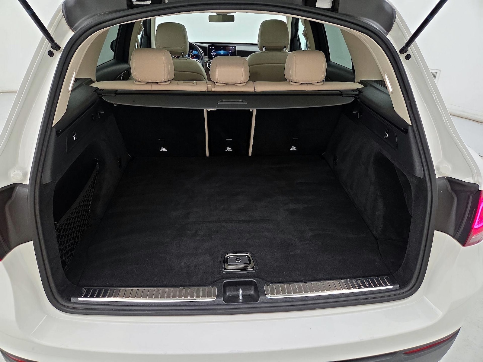 2021 Mercedes-Benz GLC GLC300 - Photo 22