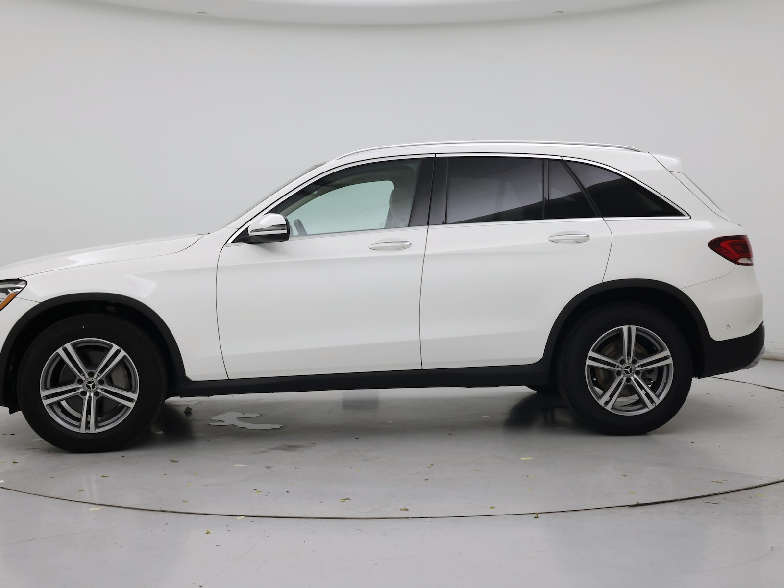 2021 Mercedes-Benz GLC GLC300 - Photo 4