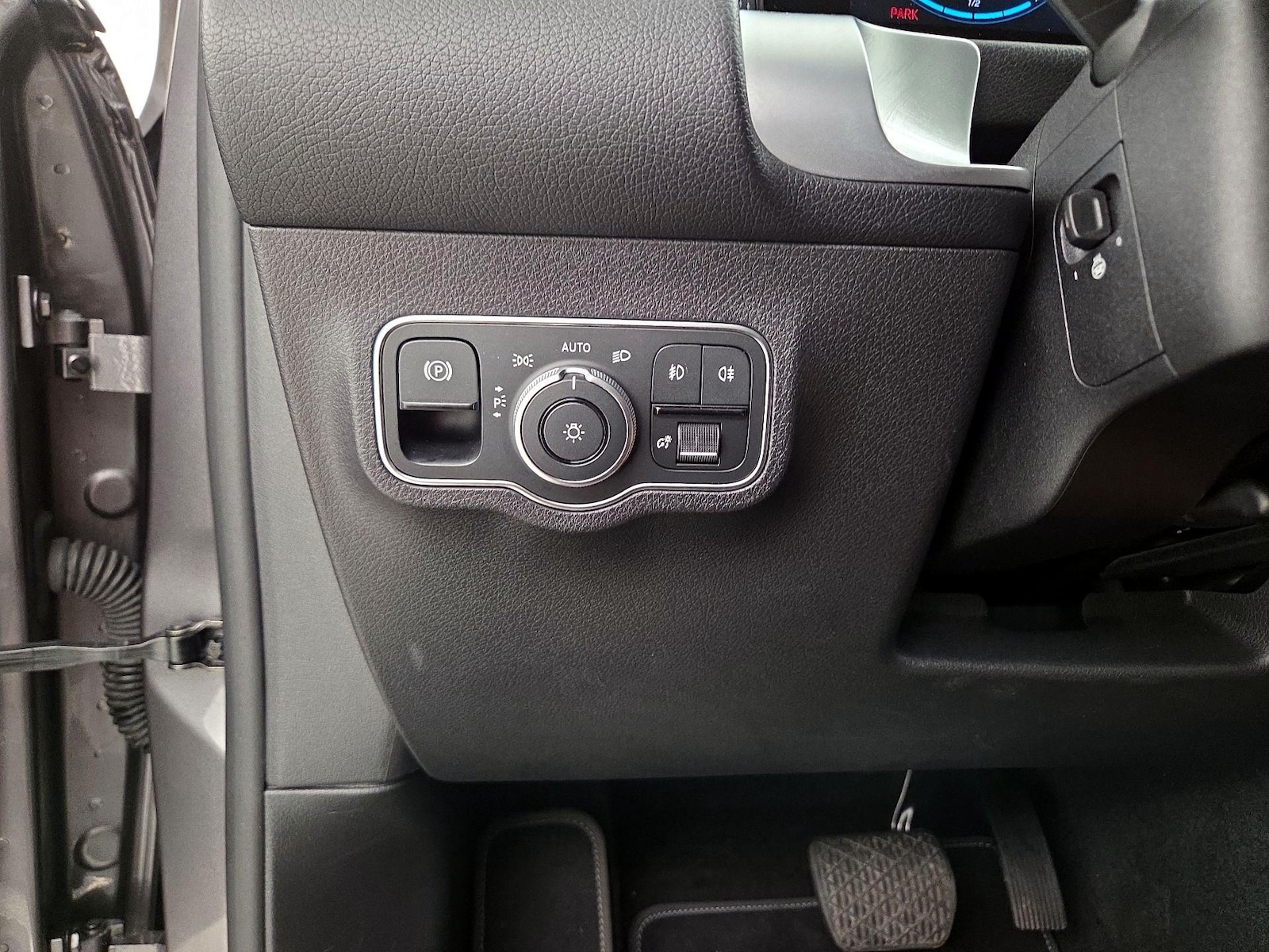2022 Mercedes-Benz GLB Base - Photo 14