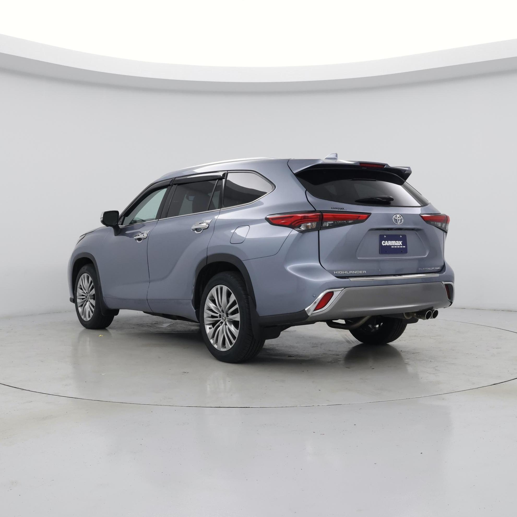 Thumbnail: 2023 Toyota Highlander - 2