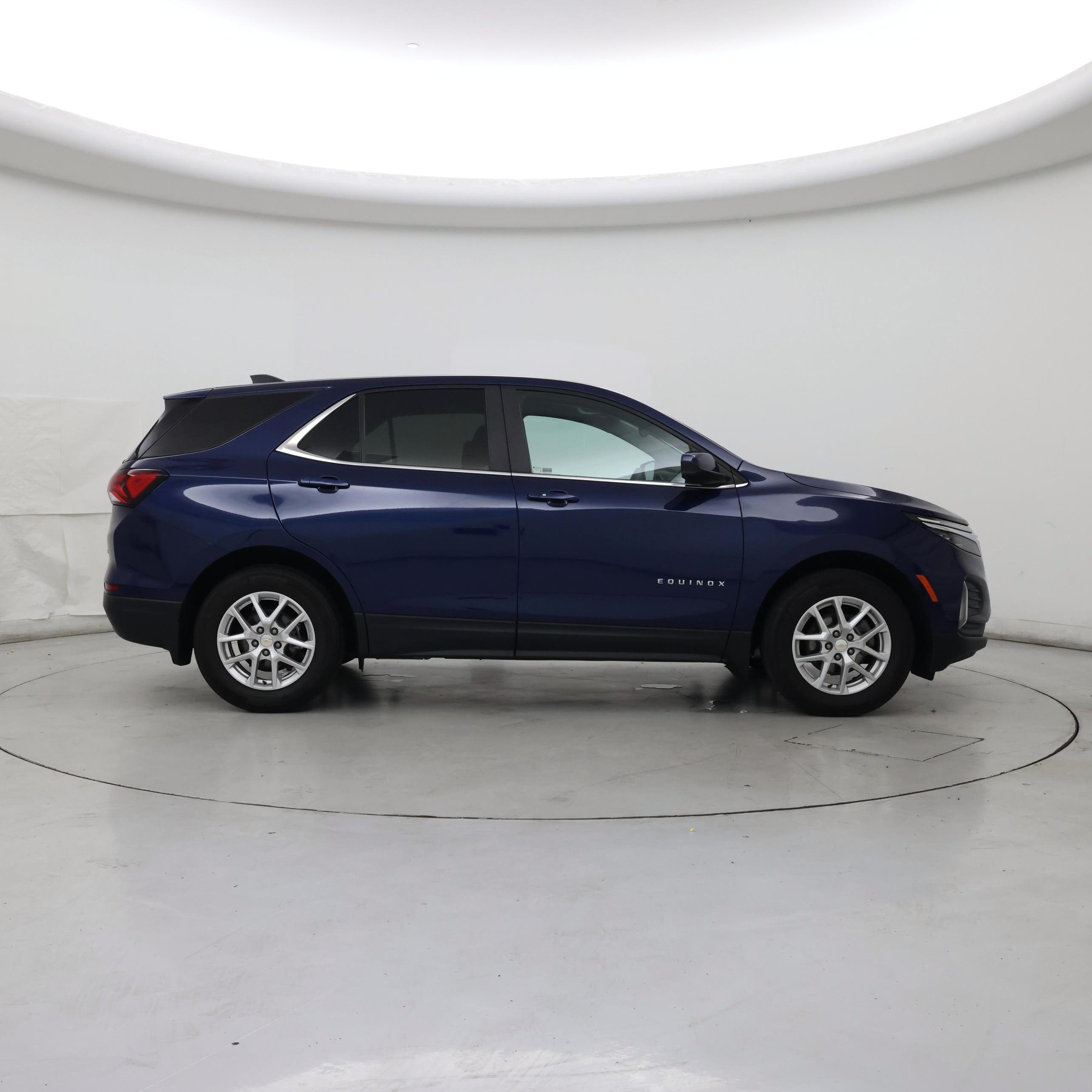 Thumbnail: 2023 Chevrolet Equinox - 7