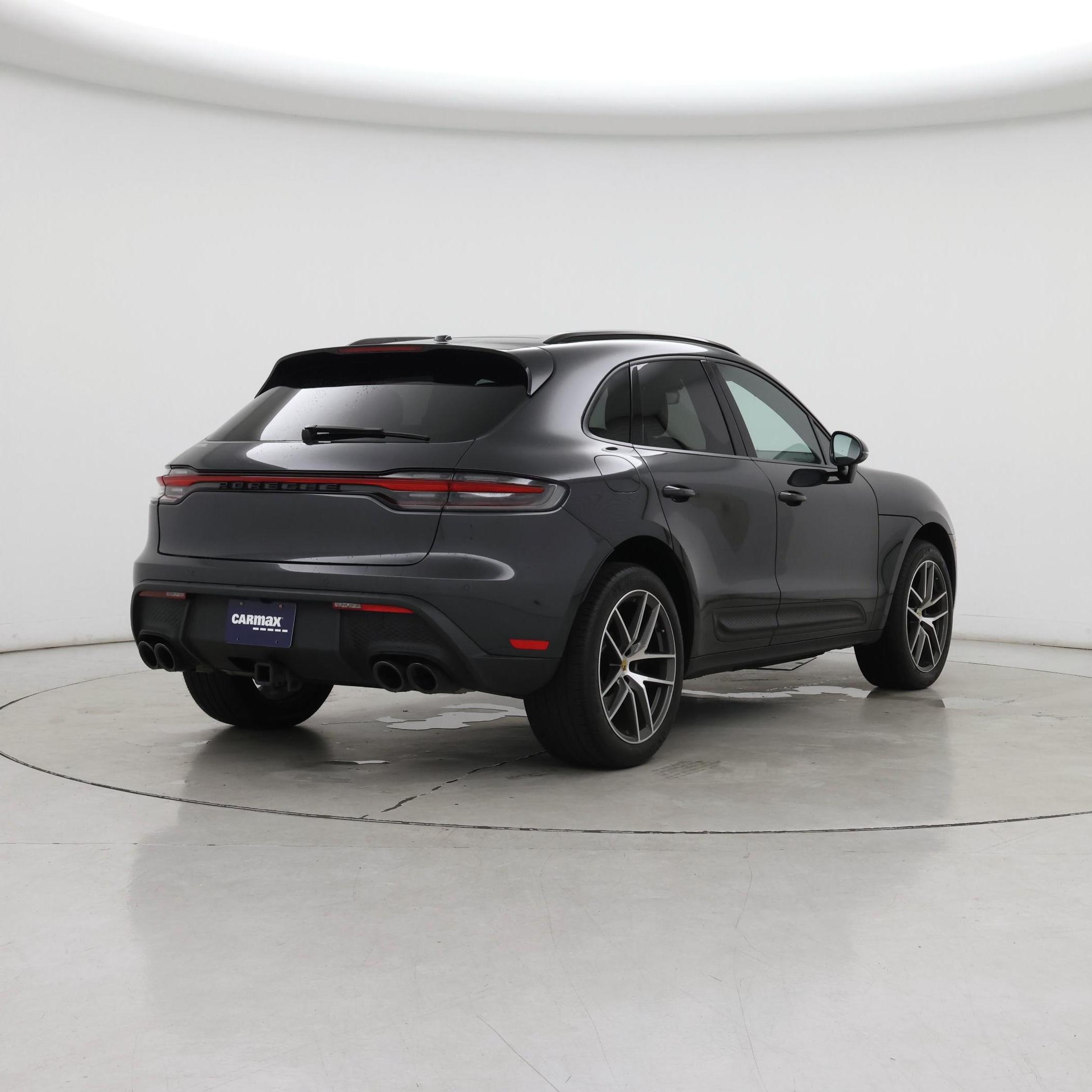 Thumbnail: 2023 Porsche Macan - 8