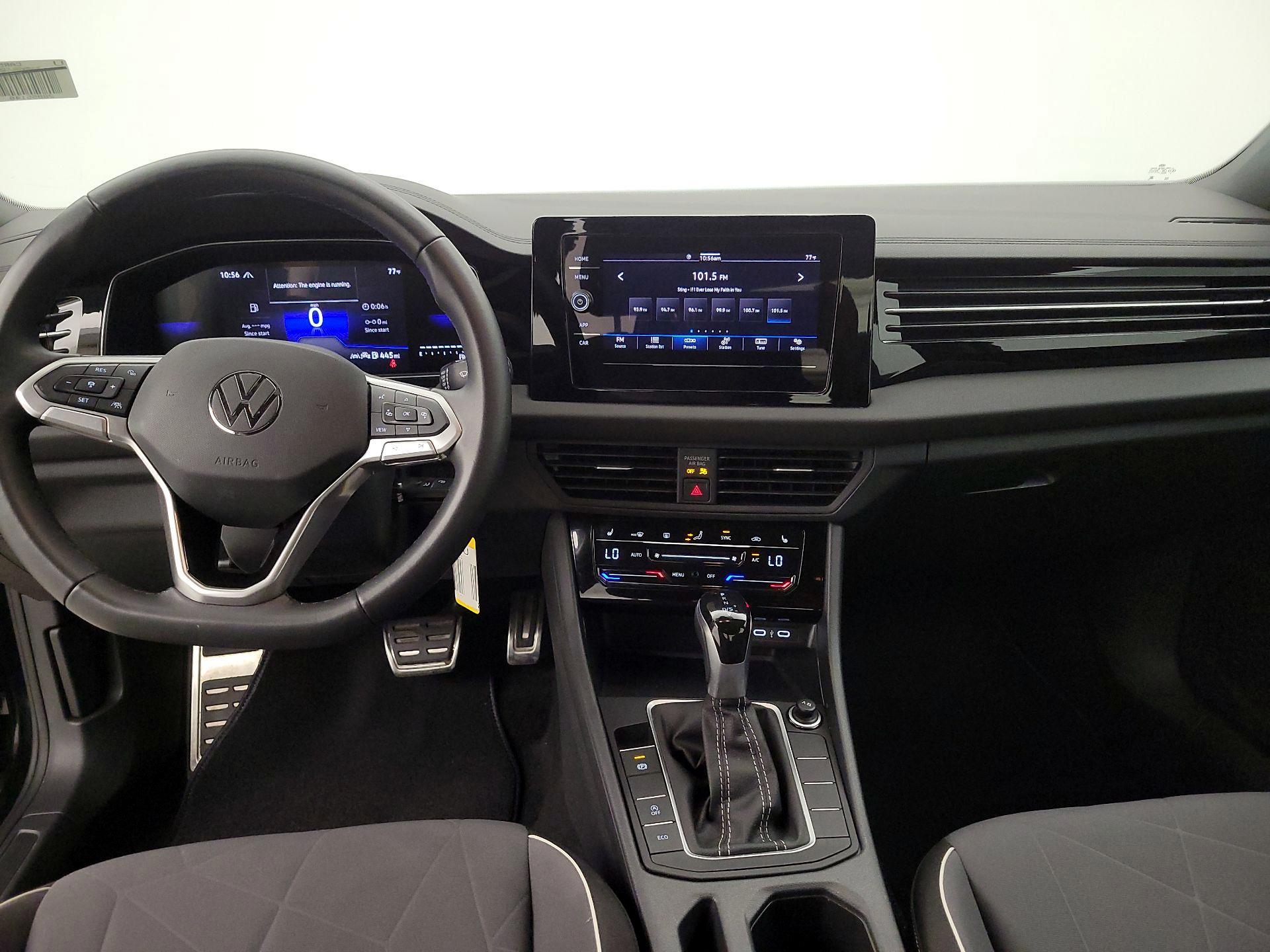 Thumbnail: 2025 Volkswagen Jetta - 9