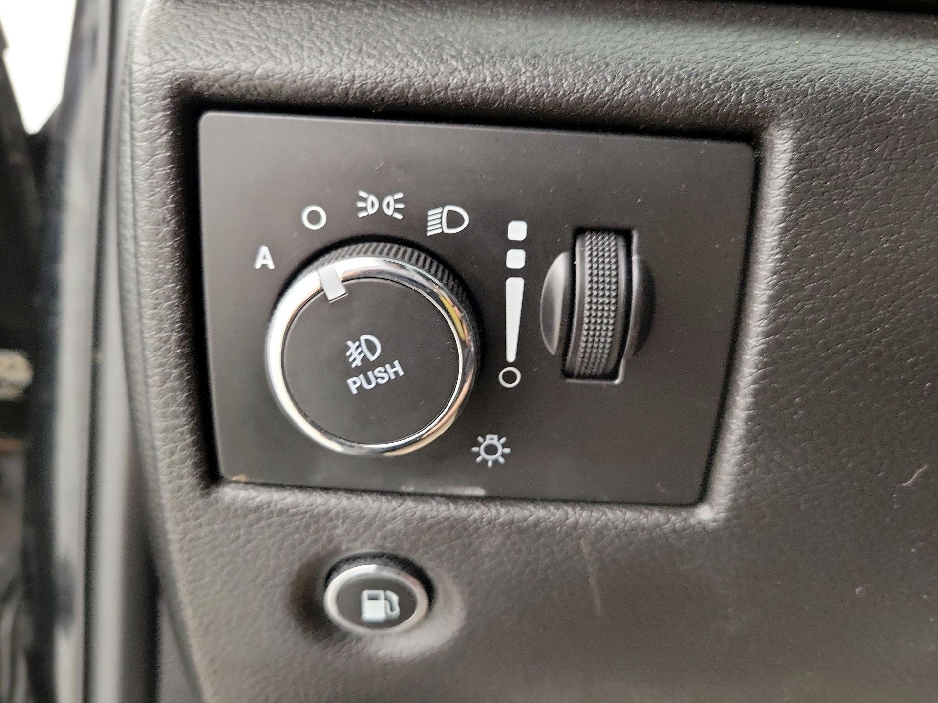 Thumbnail: 2020 Jeep Grand Cherokee - 13