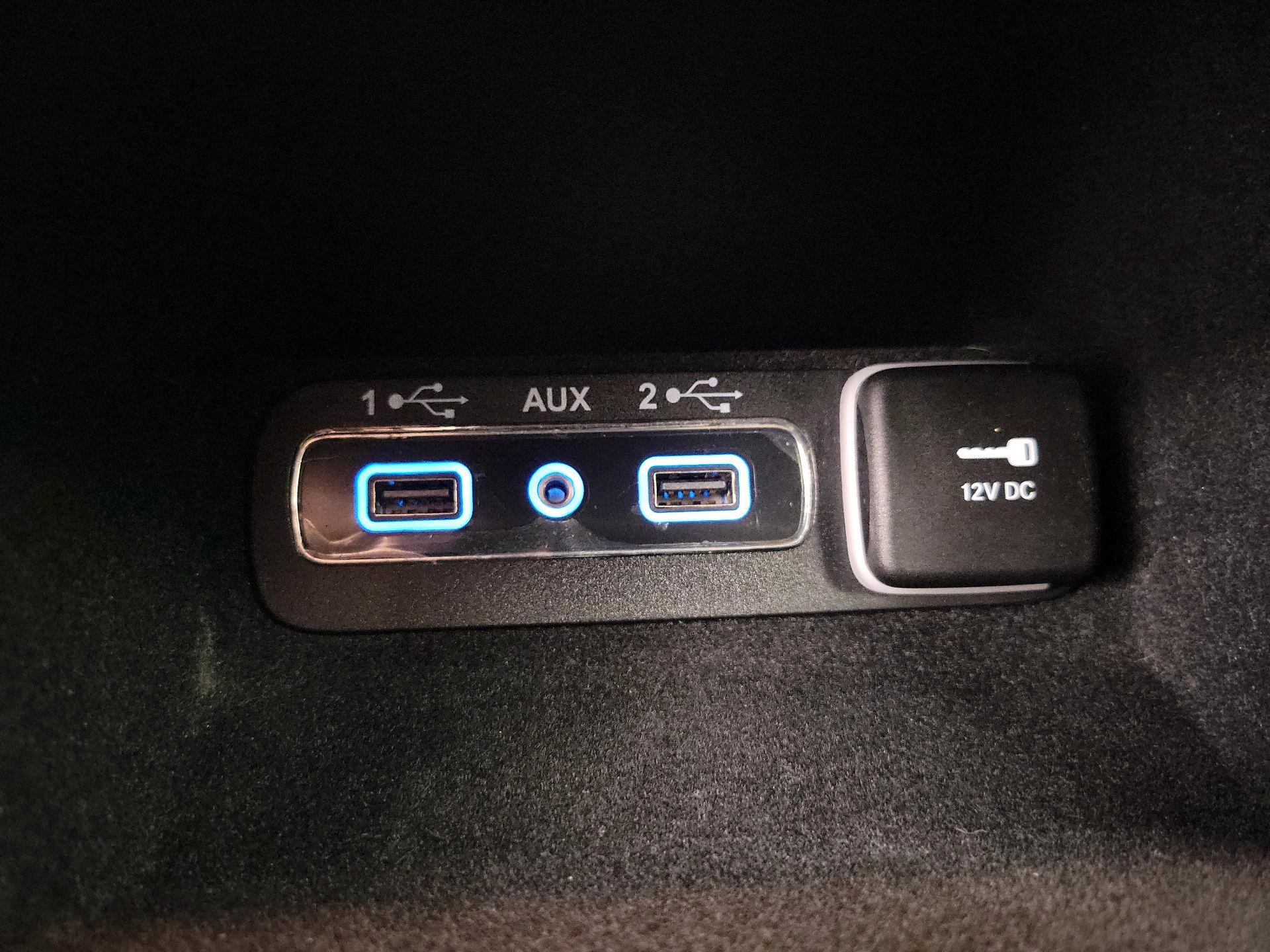 Thumbnail: 2020 Jeep Grand Cherokee - 19