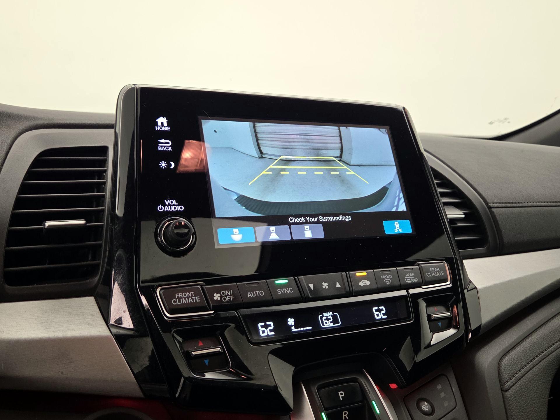 Thumbnail: 2023 Honda Odyssey - 14