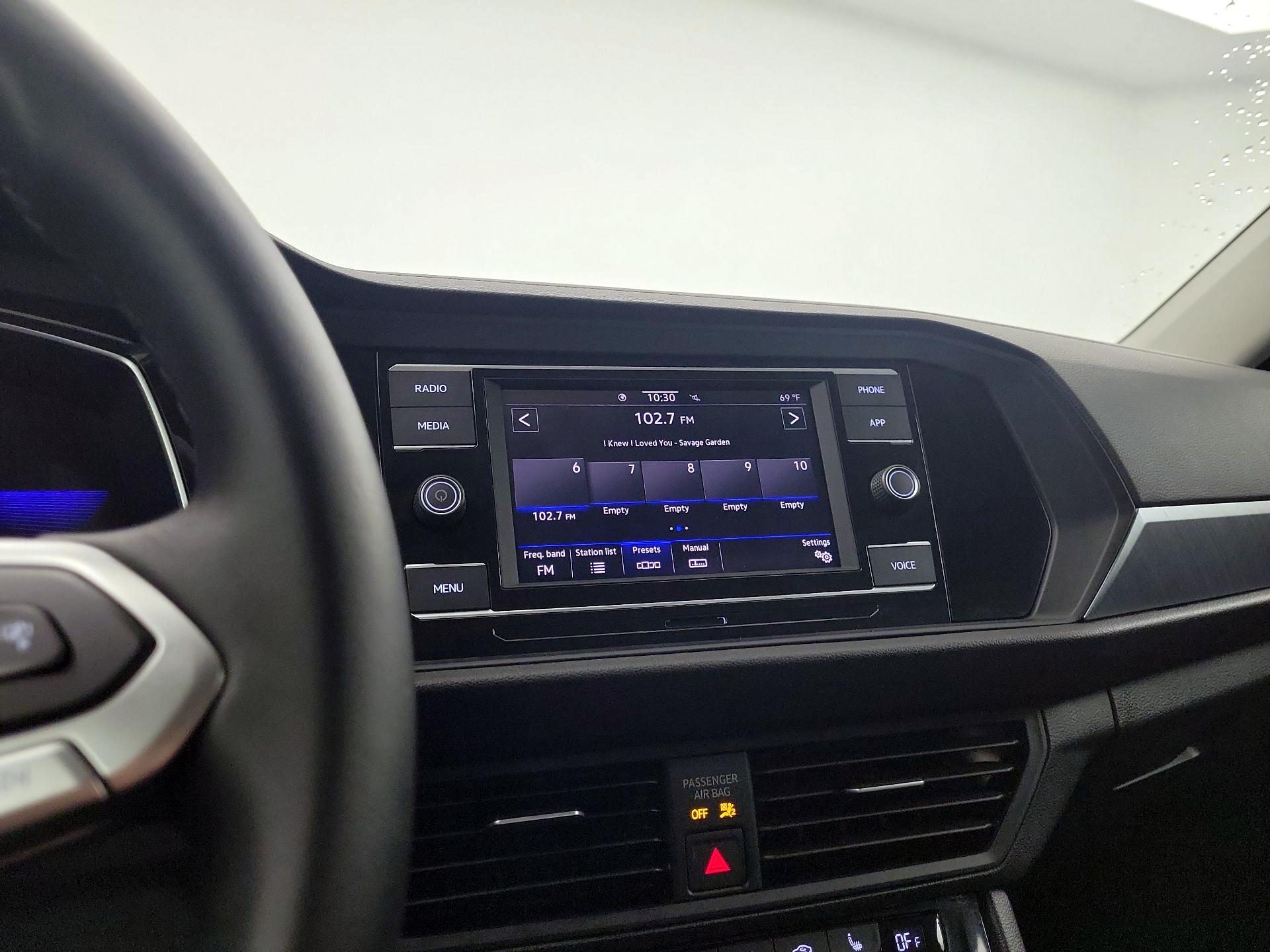 Thumbnail: 2023 Volkswagen Jetta - 15