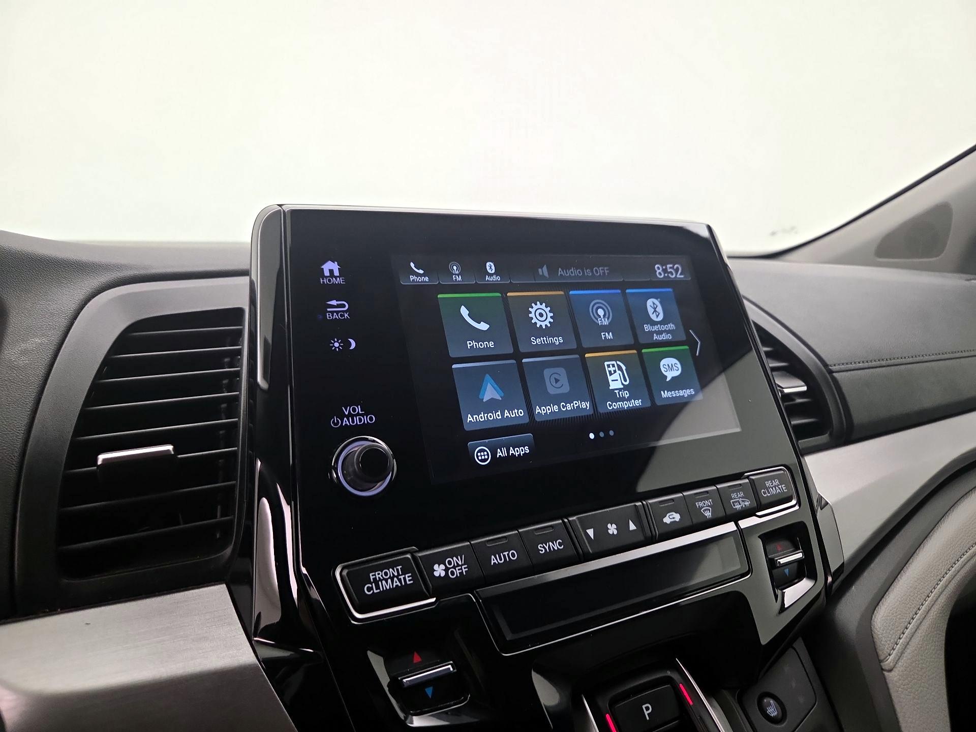 Thumbnail: 2023 Honda Odyssey - 16