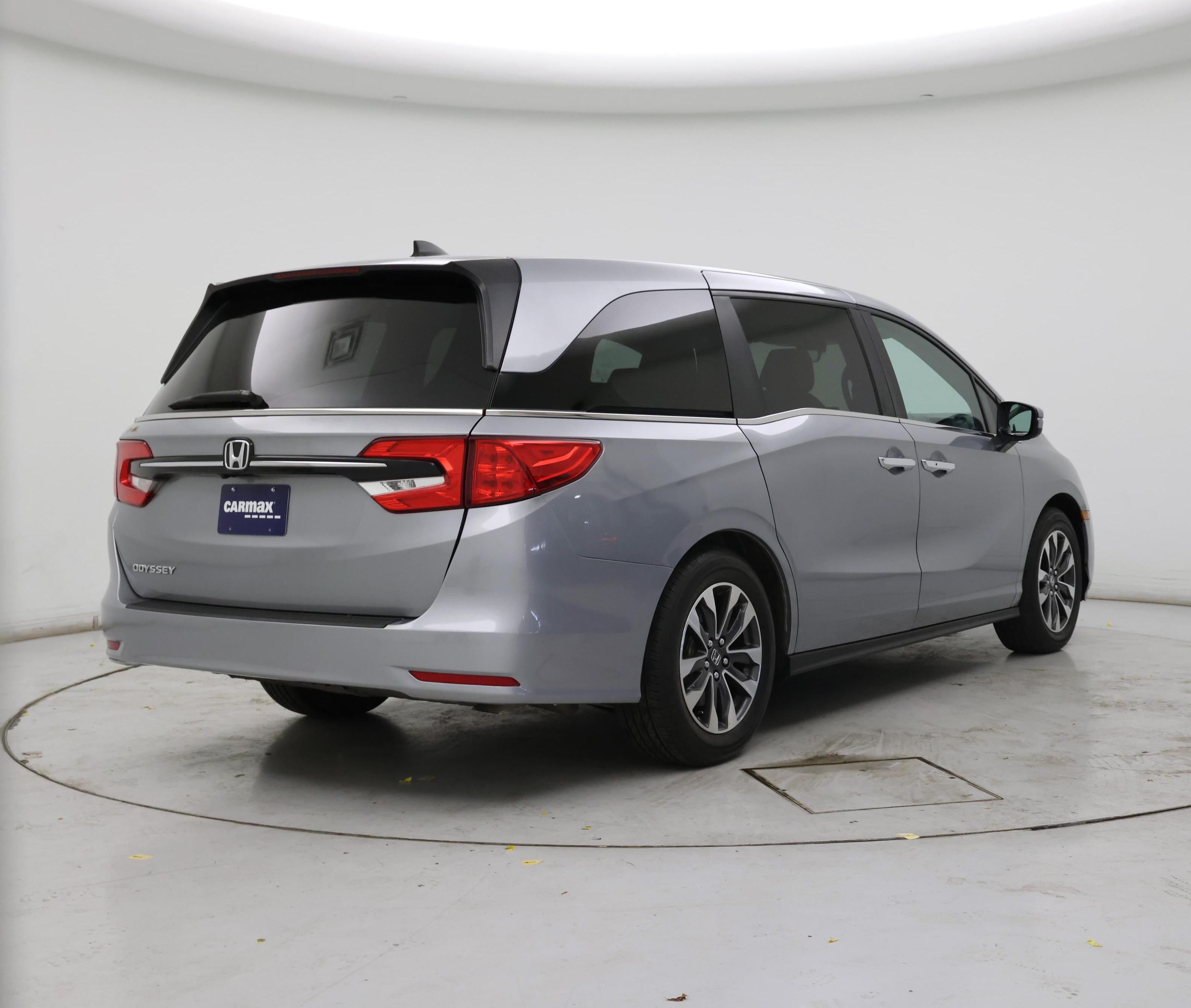 Thumbnail: 2023 Honda Odyssey - 8