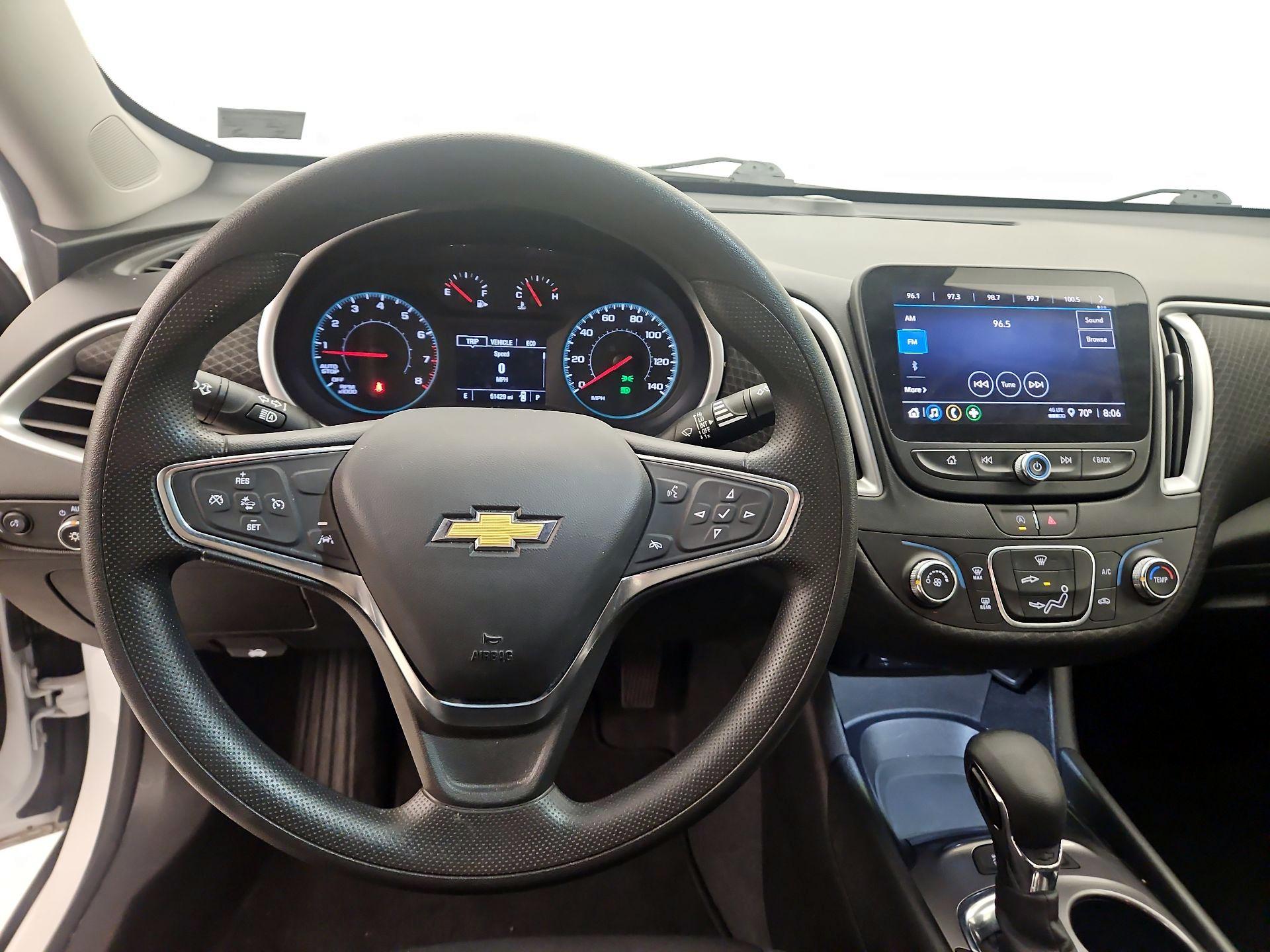 Thumbnail: 2024 Chevrolet Malibu - 10