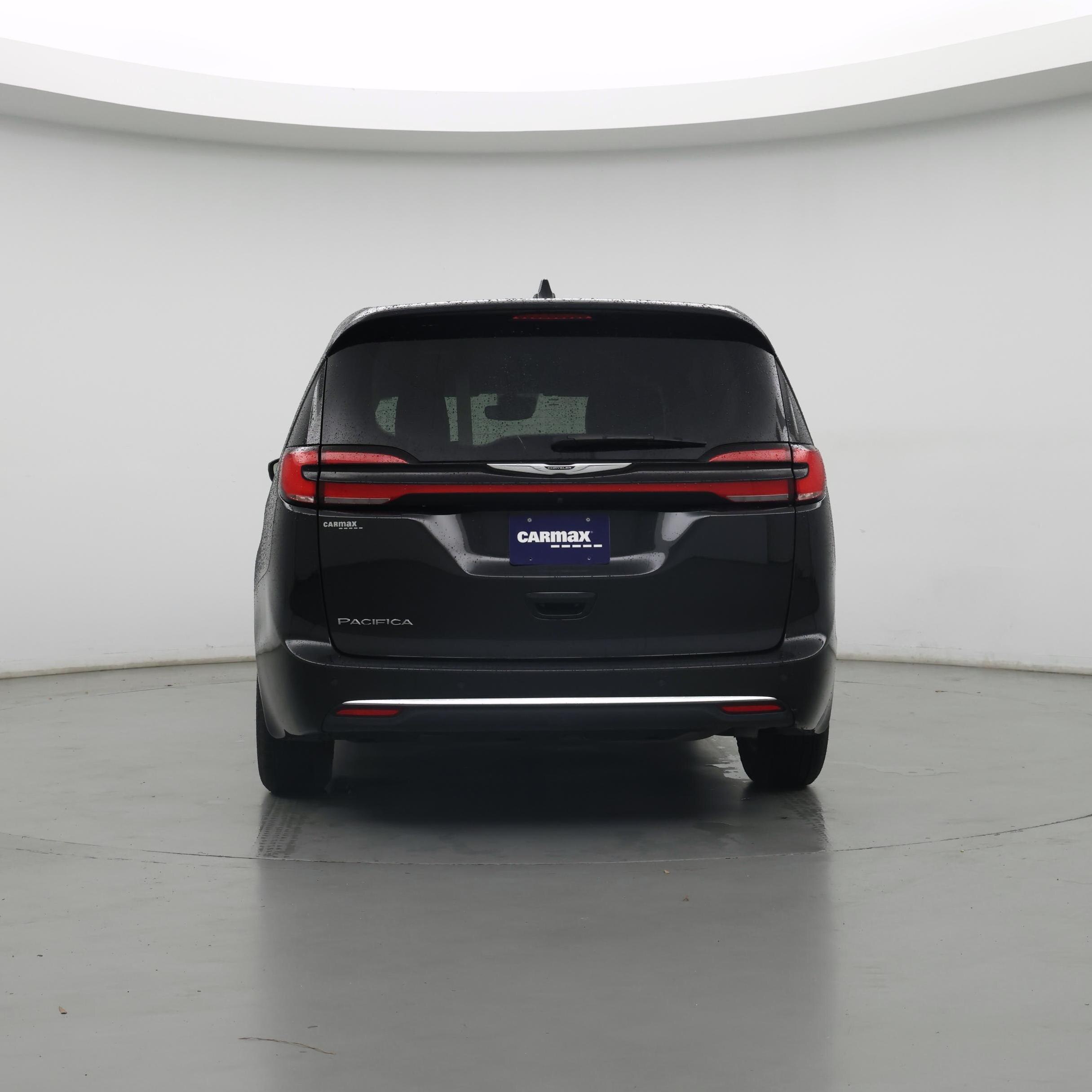 Thumbnail: 2023 Chrysler Pacifica - 6