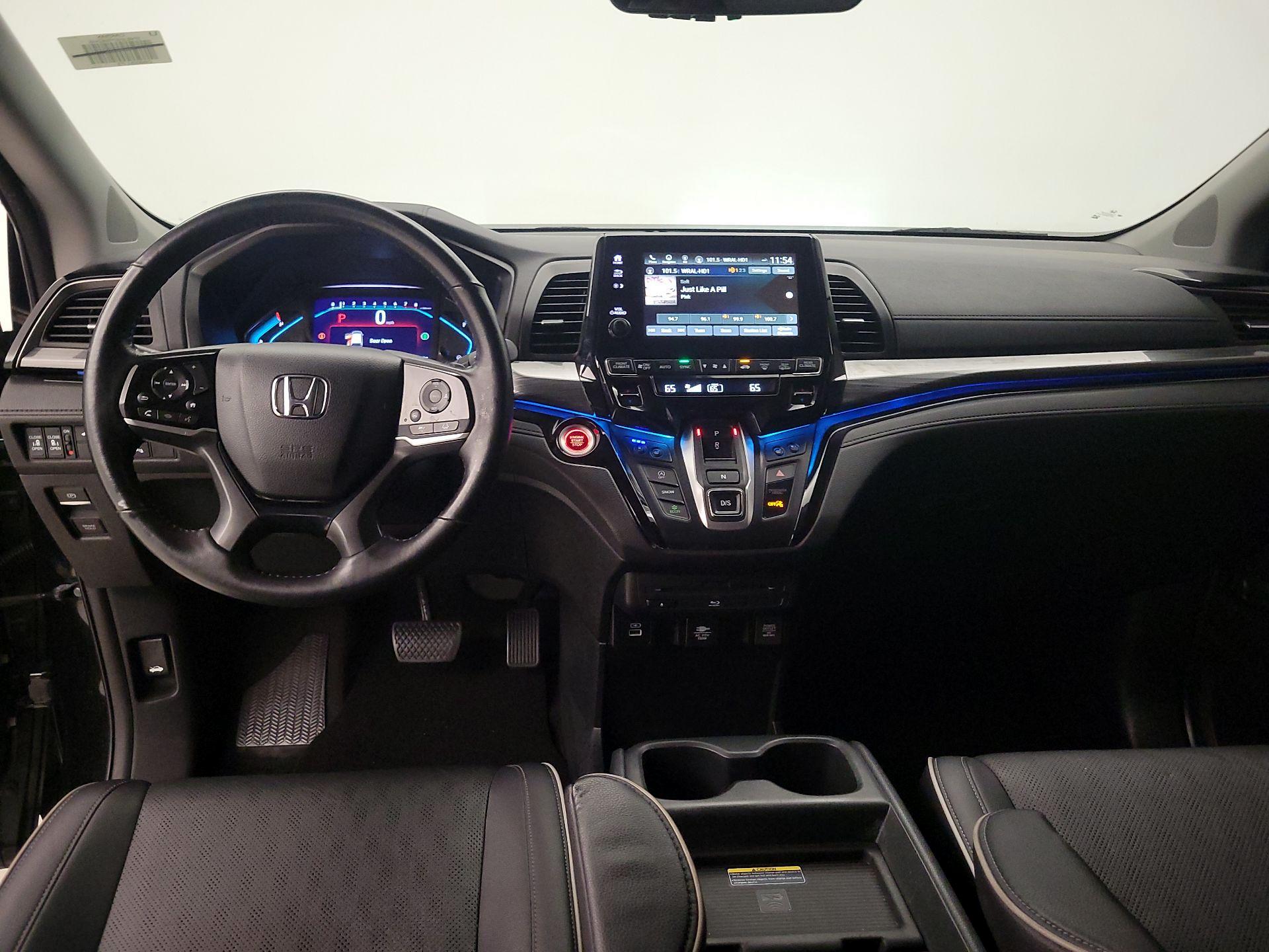Thumbnail: 2023 Honda Odyssey - 9