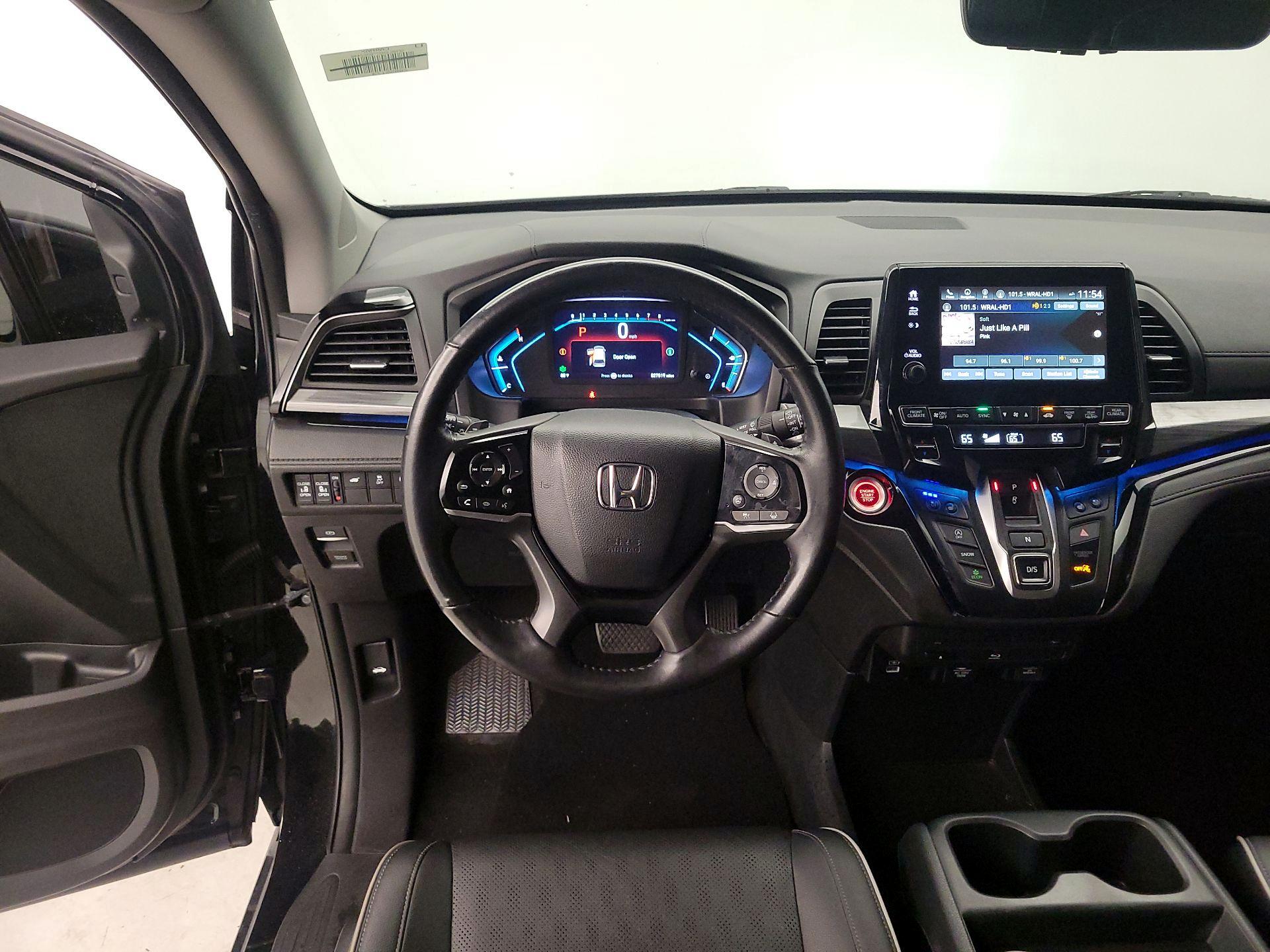 Thumbnail: 2023 Honda Odyssey - 10