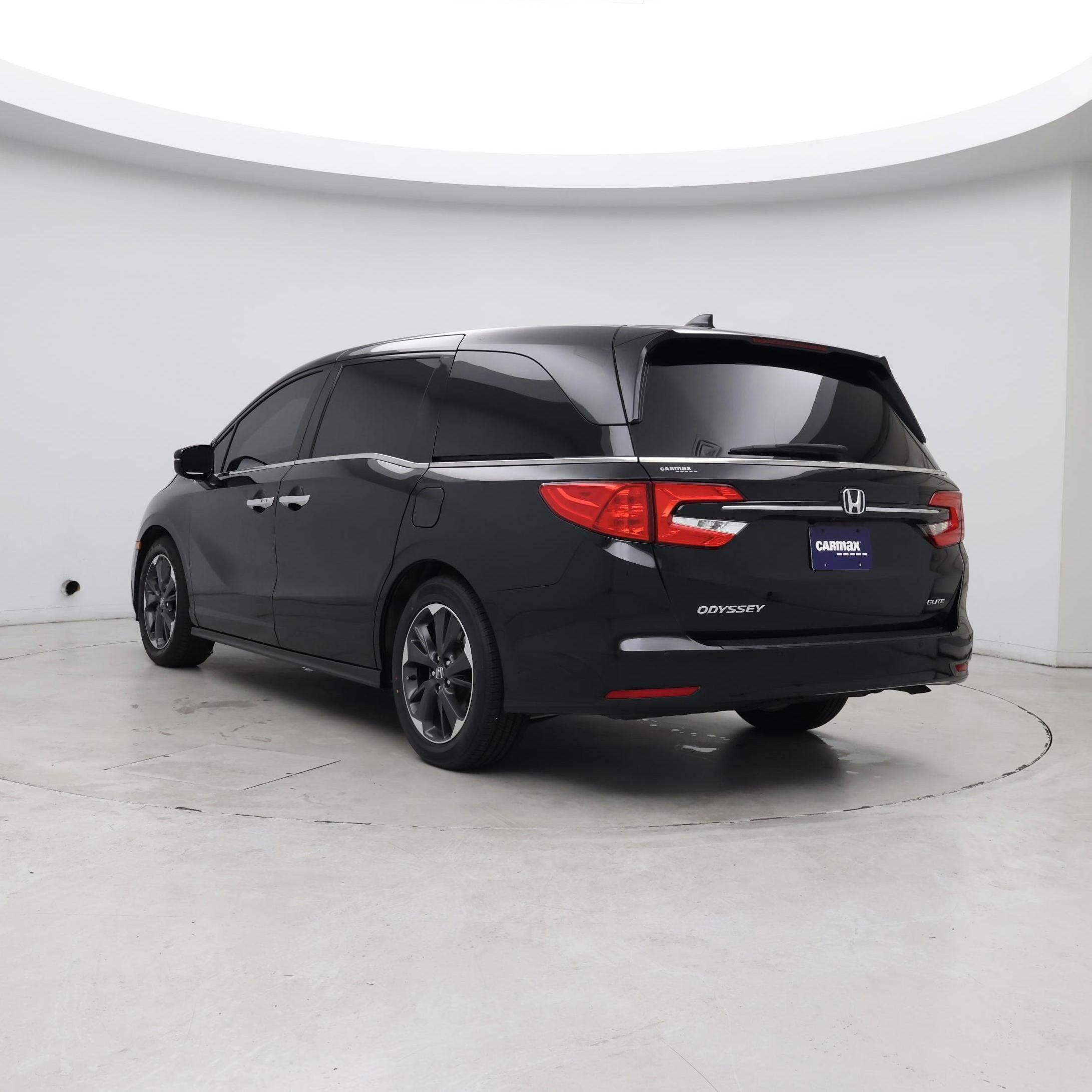 Thumbnail: 2023 Honda Odyssey - 2