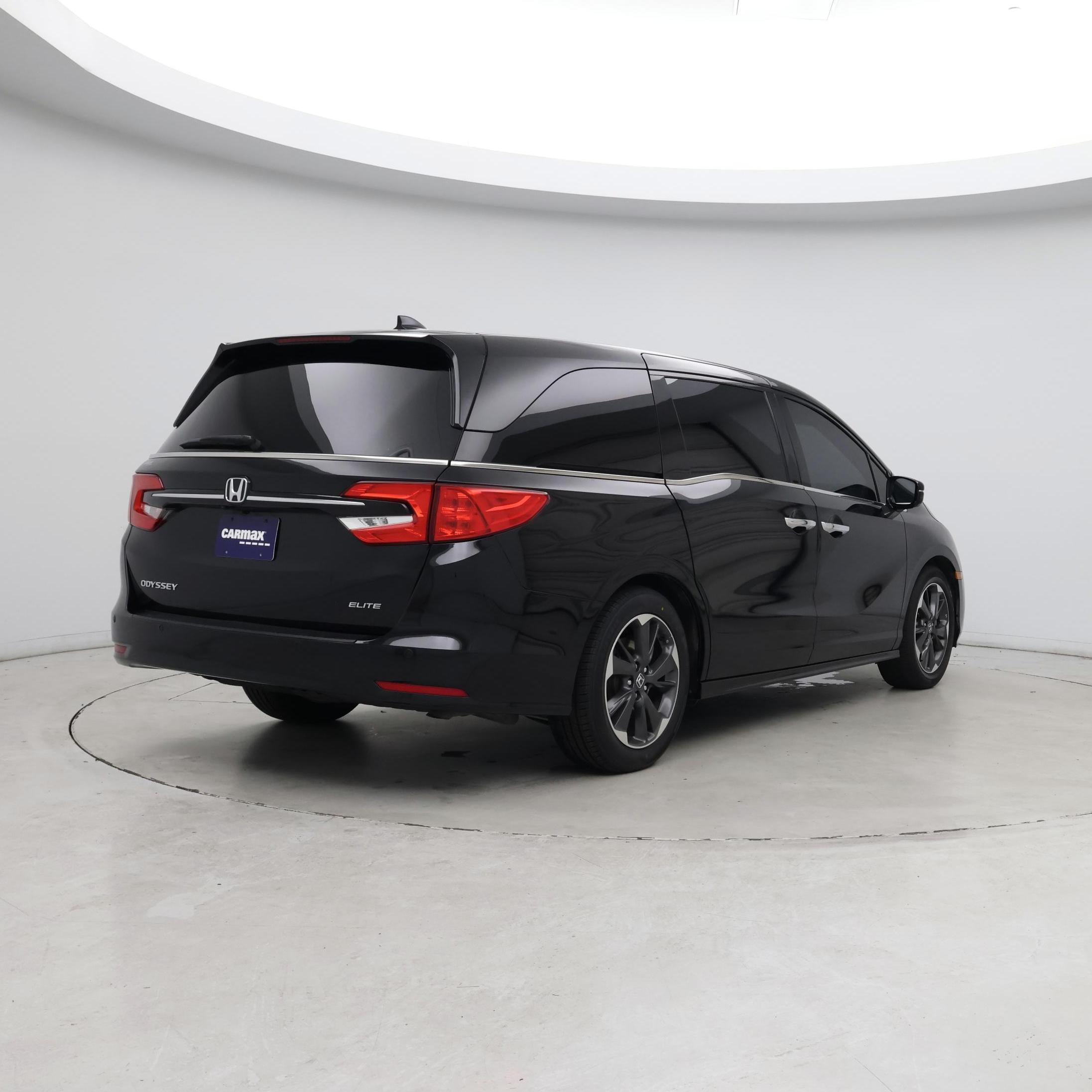 Thumbnail: 2023 Honda Odyssey - 8