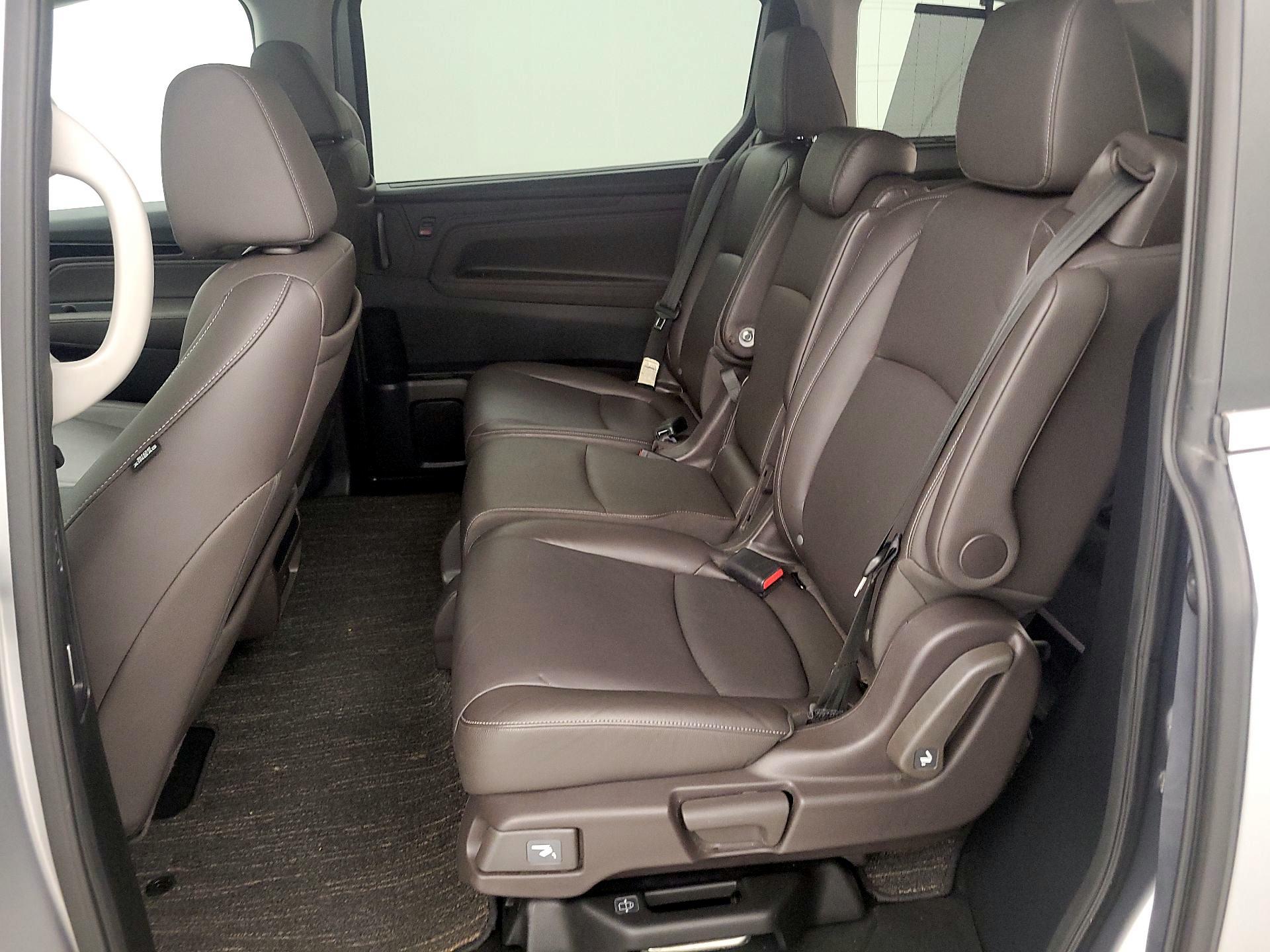 Thumbnail: 2023 Honda Odyssey - 17