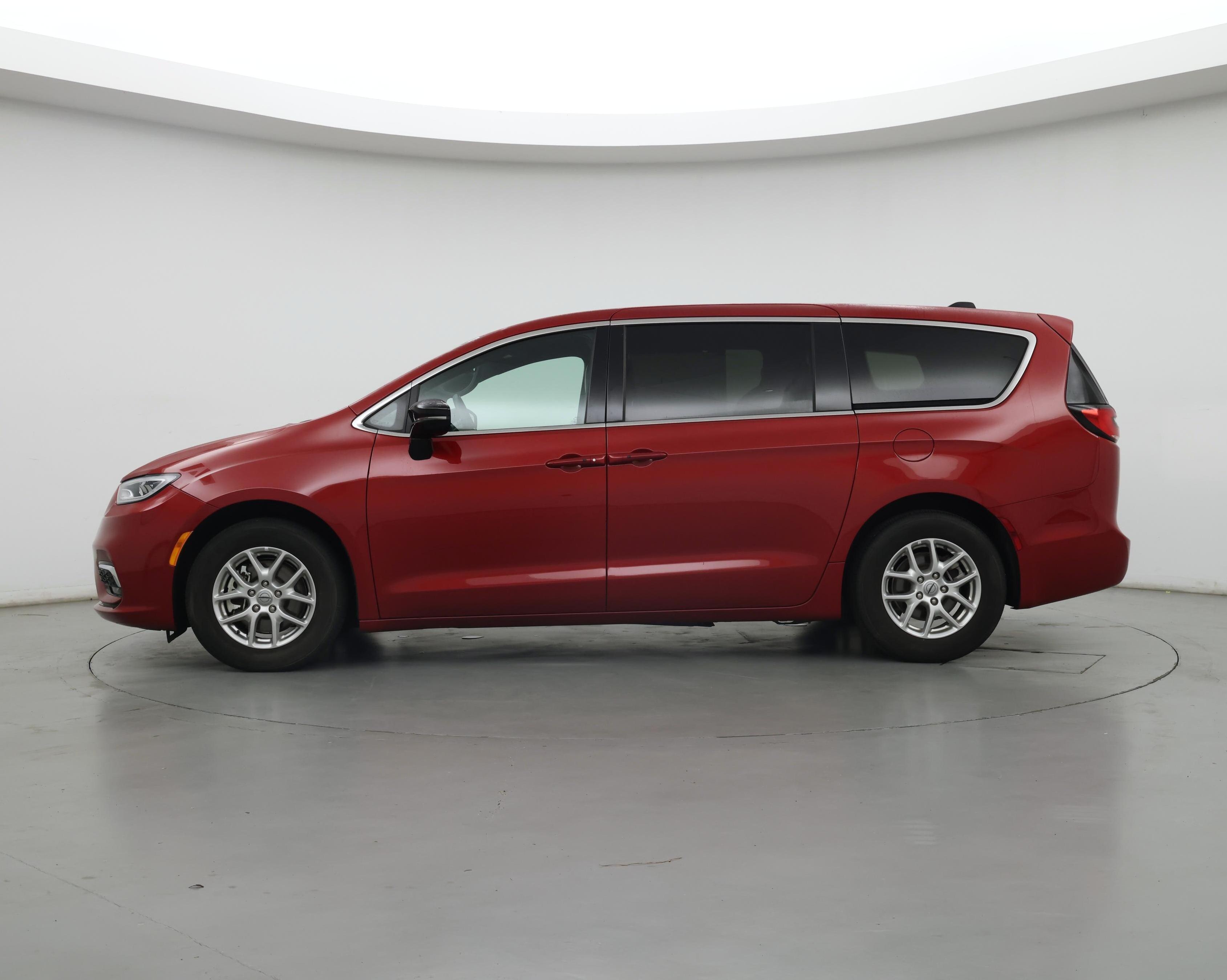 Thumbnail: 2025 Chrysler Pacifica - 3