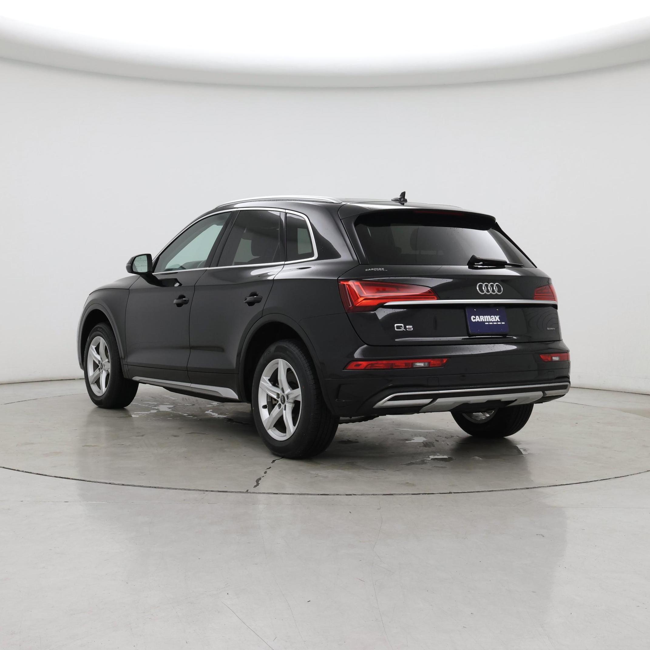 Thumbnail: 2023 Audi Q5 - 2