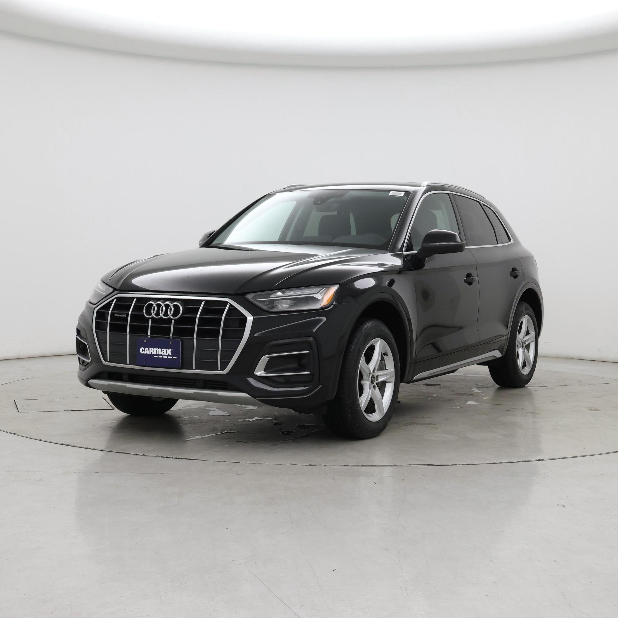 Thumbnail: 2023 Audi Q5 - 4