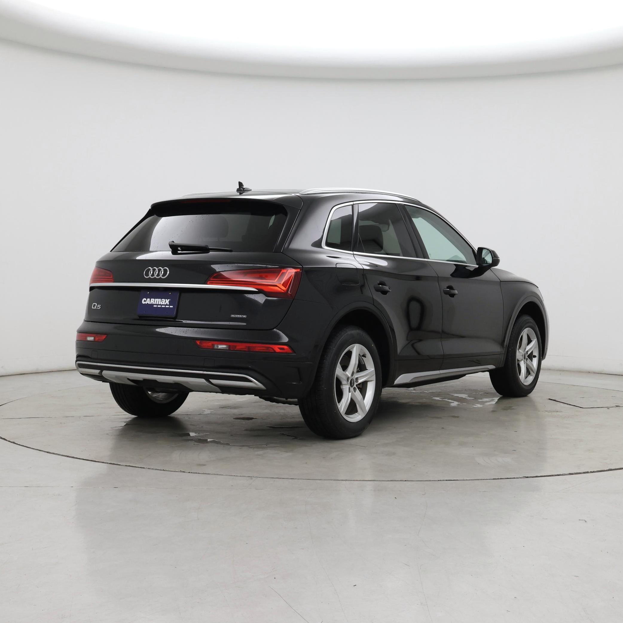Thumbnail: 2023 Audi Q5 - 8