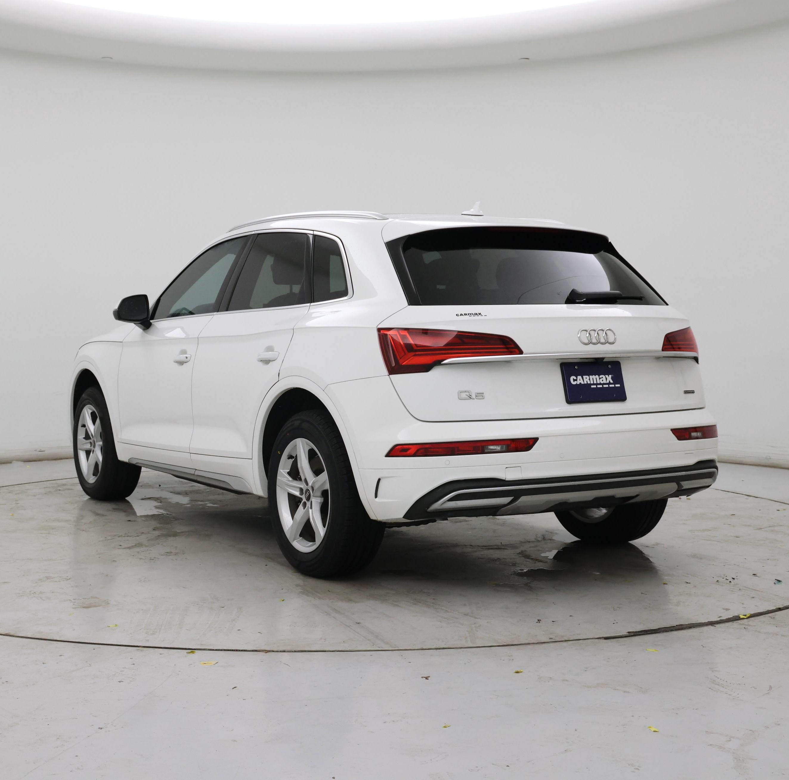 Thumbnail: 2023 Audi Q5 - 2