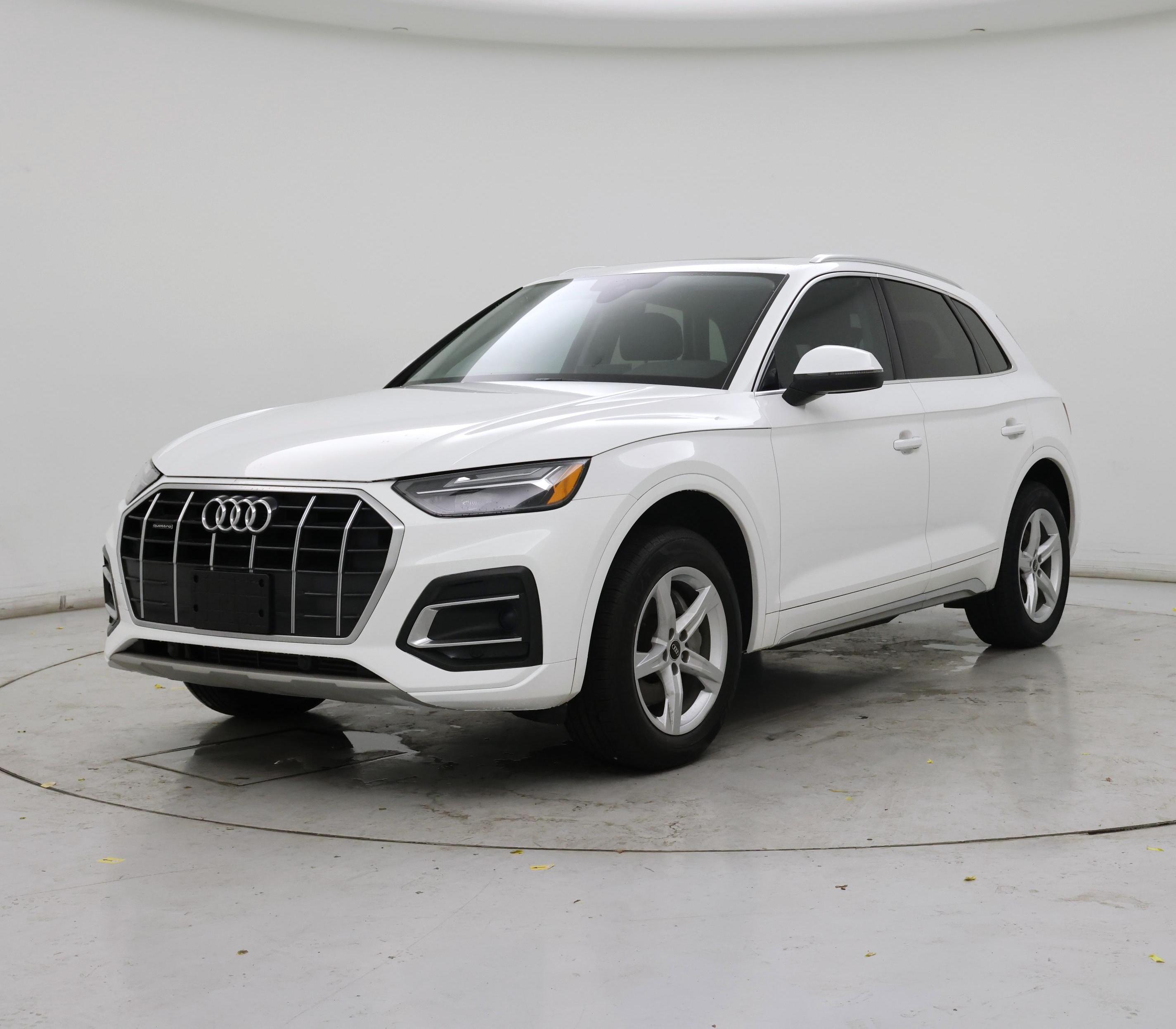 Thumbnail: 2023 Audi Q5 - 4
